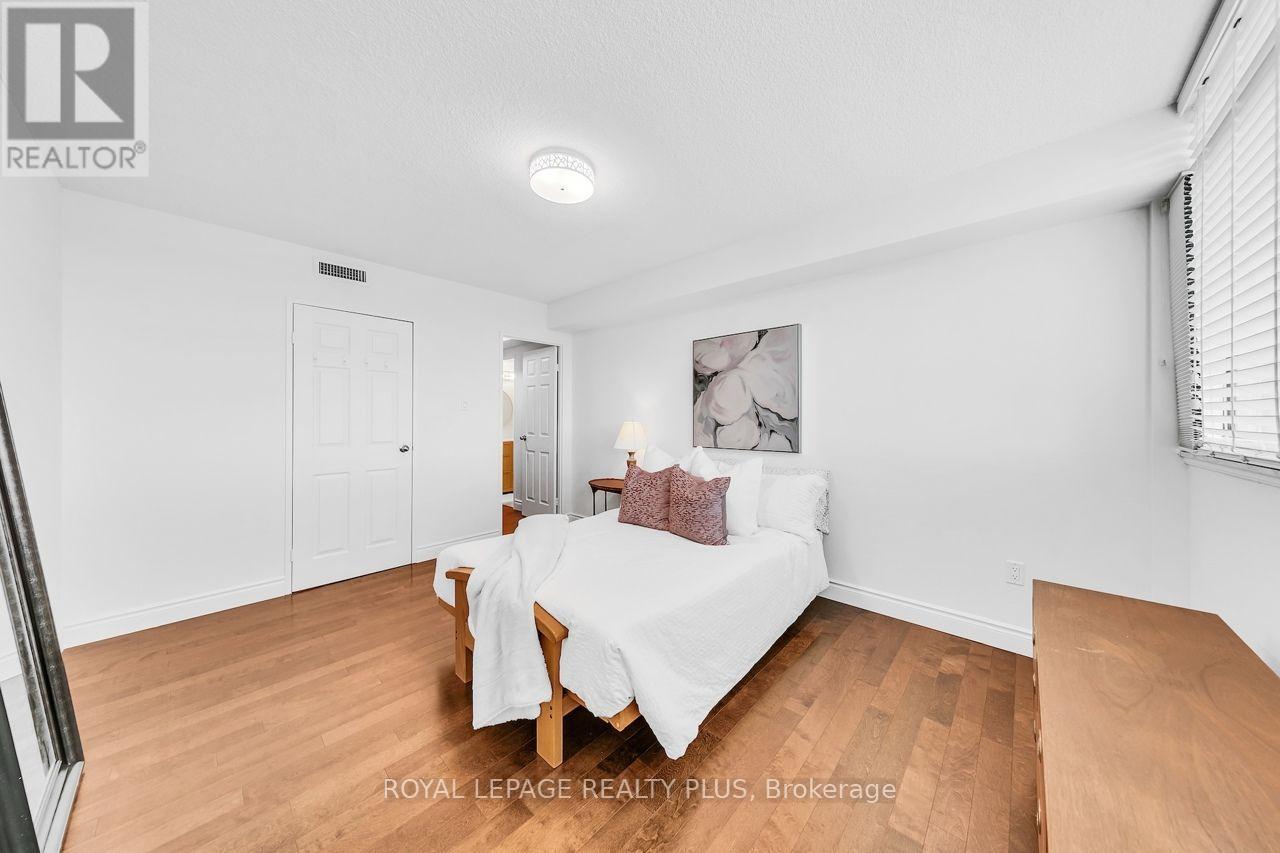 403 - 1395 White Oaks Boulevard, Oakville, Ontario  L6H 2R8 - Photo 36 - W13794476