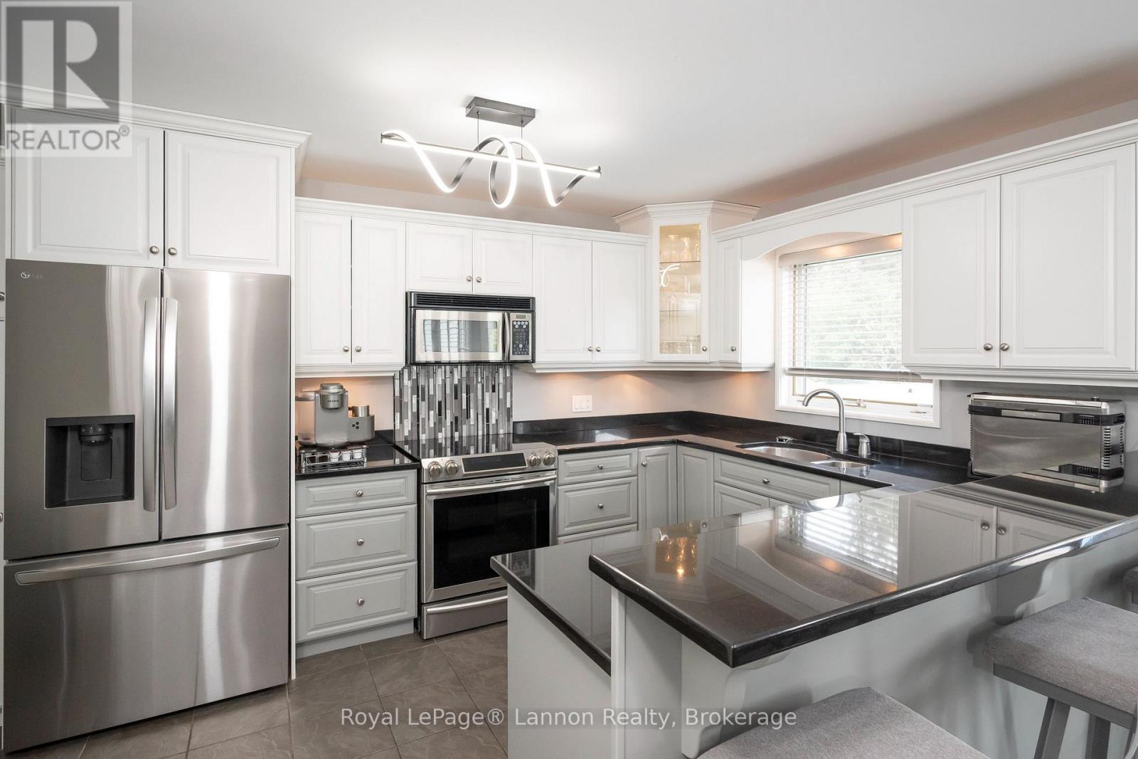 120 Light Court, Thunder Bay, Ontario  P7B 6K5 - Photo 7 - X13793170