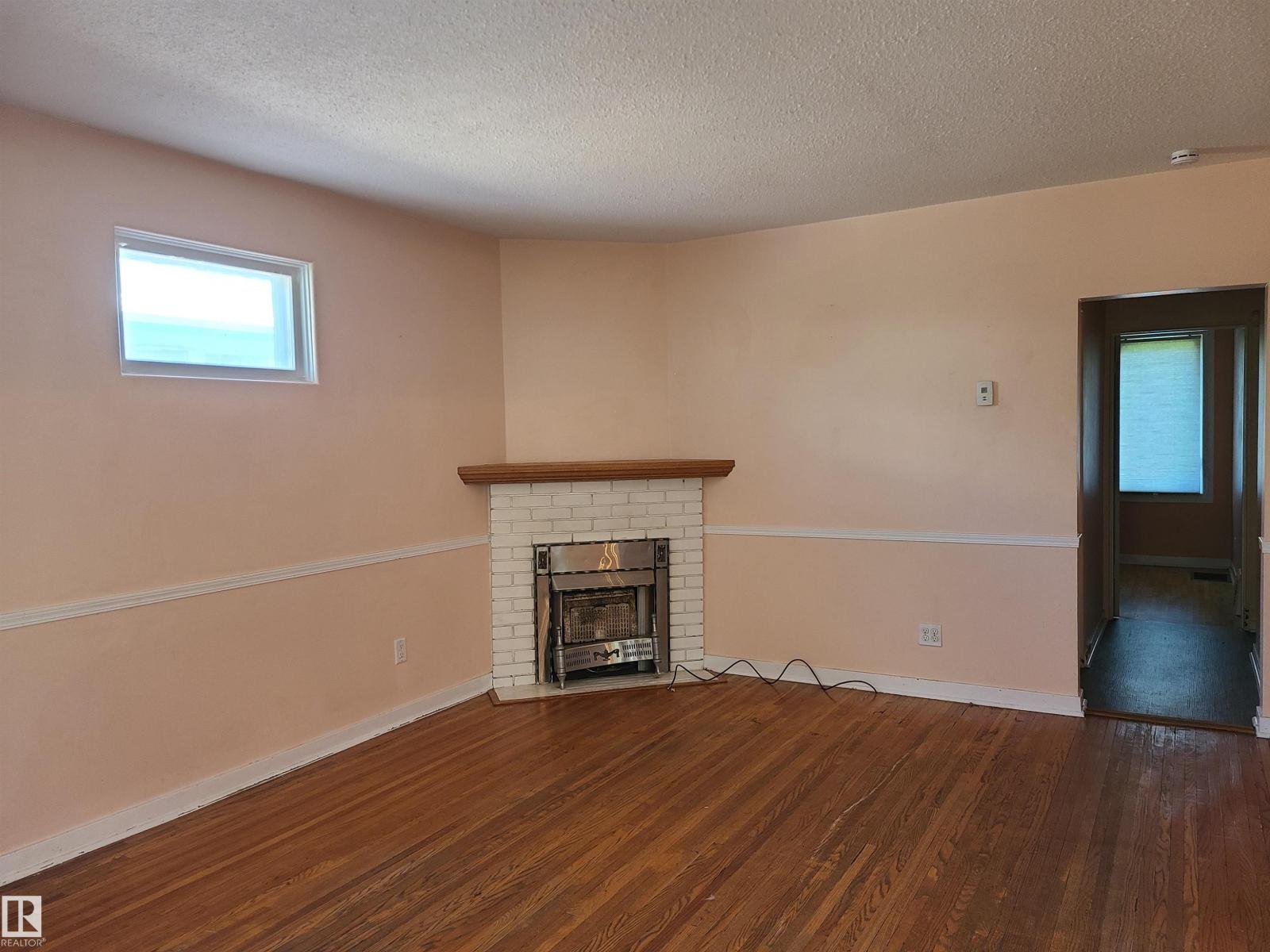 11143 127 St Nw, Edmonton, Alberta  T5M 0T5 - Photo 2 - E4509012