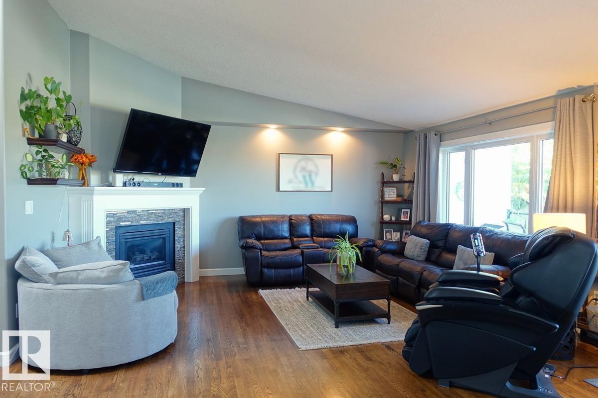 4420 56 Av, Lamont, Alberta  T0B 2R0 - Photo 4 - E4509013