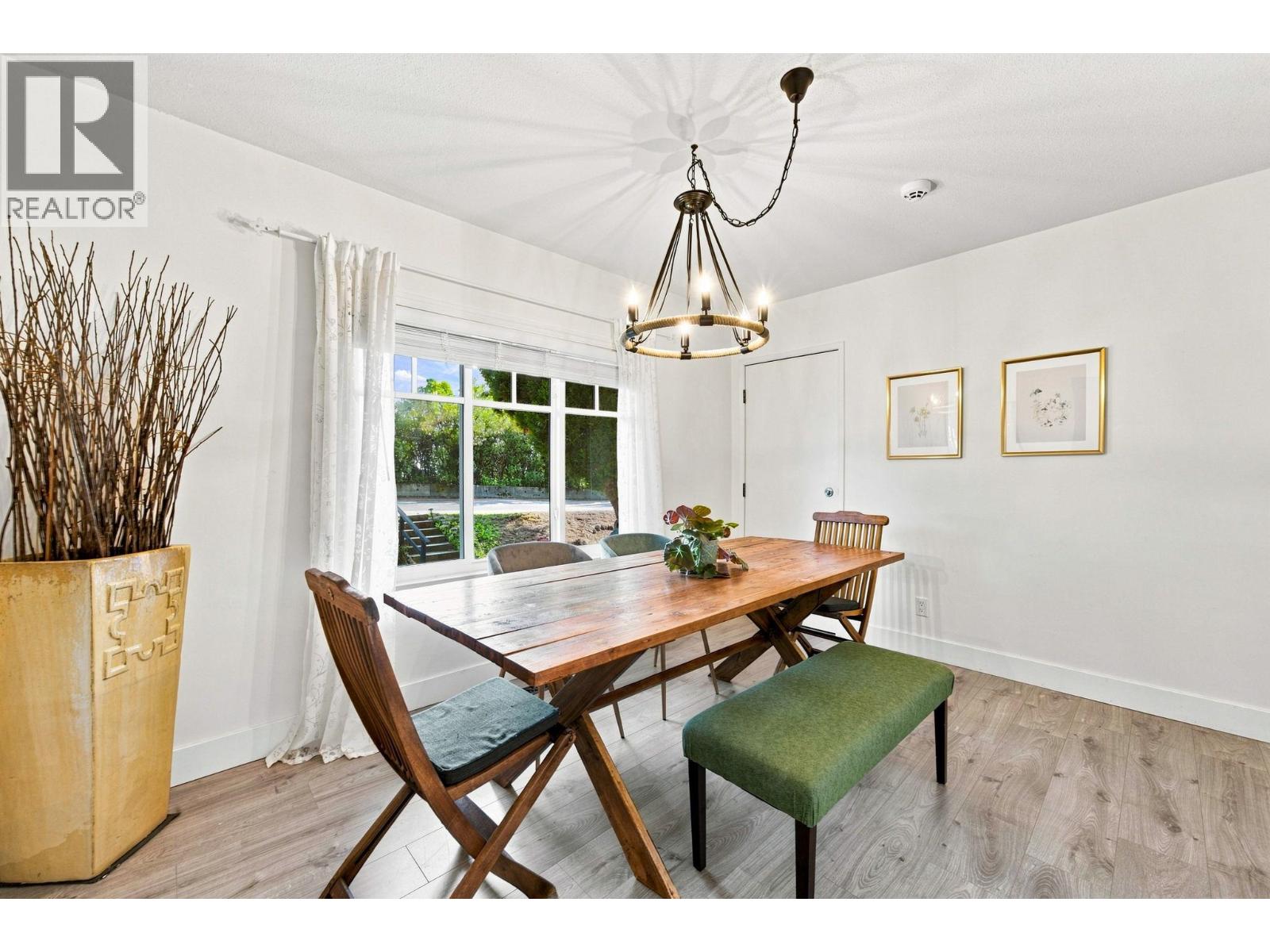 300 E 25th Street, North Vancouver, British Columbia  V7N 1A3 - Photo 27 - R3164981