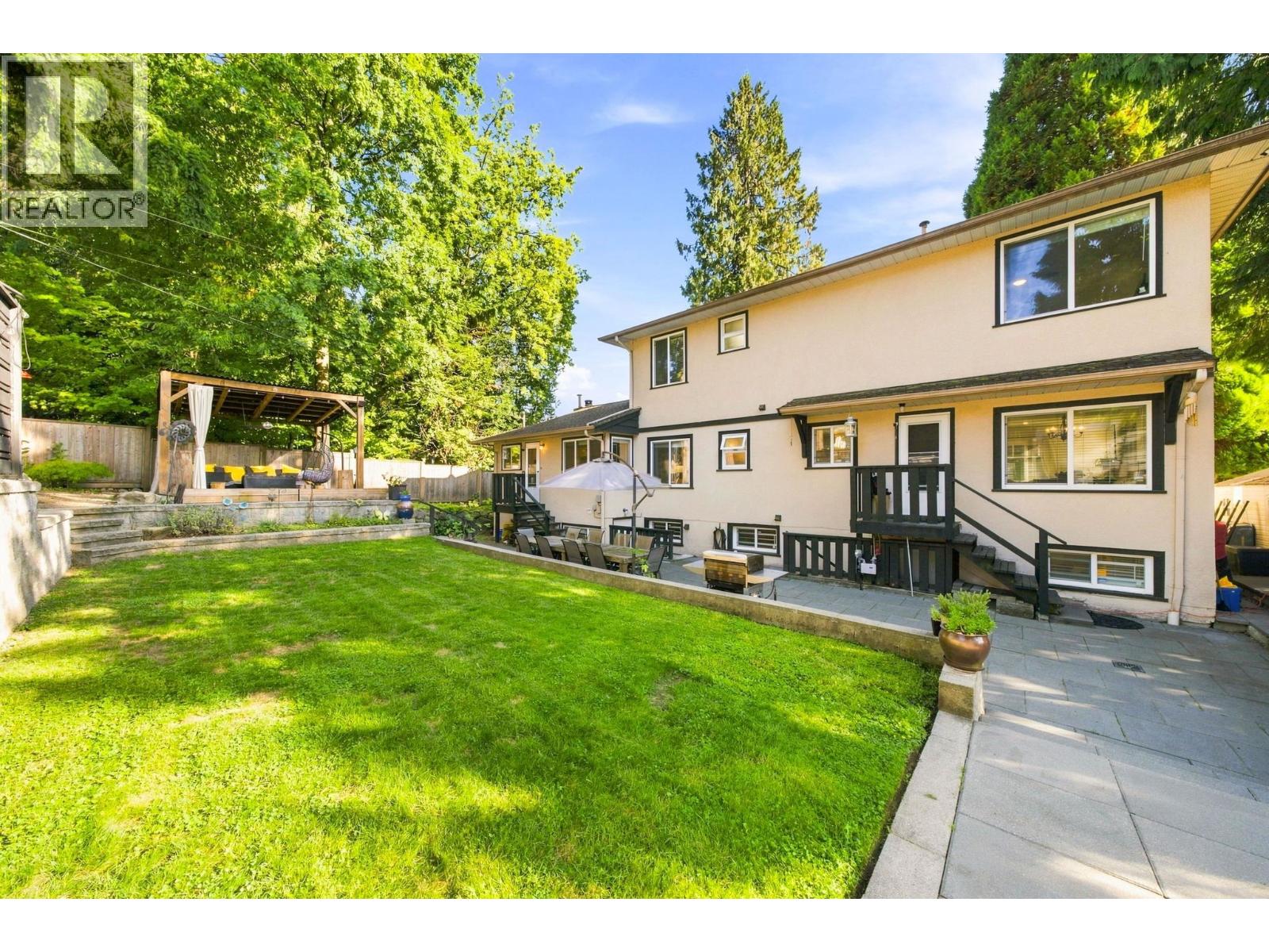300 E 25th Street, North Vancouver, British Columbia  V7N 1A3 - Photo 38 - R3164981
