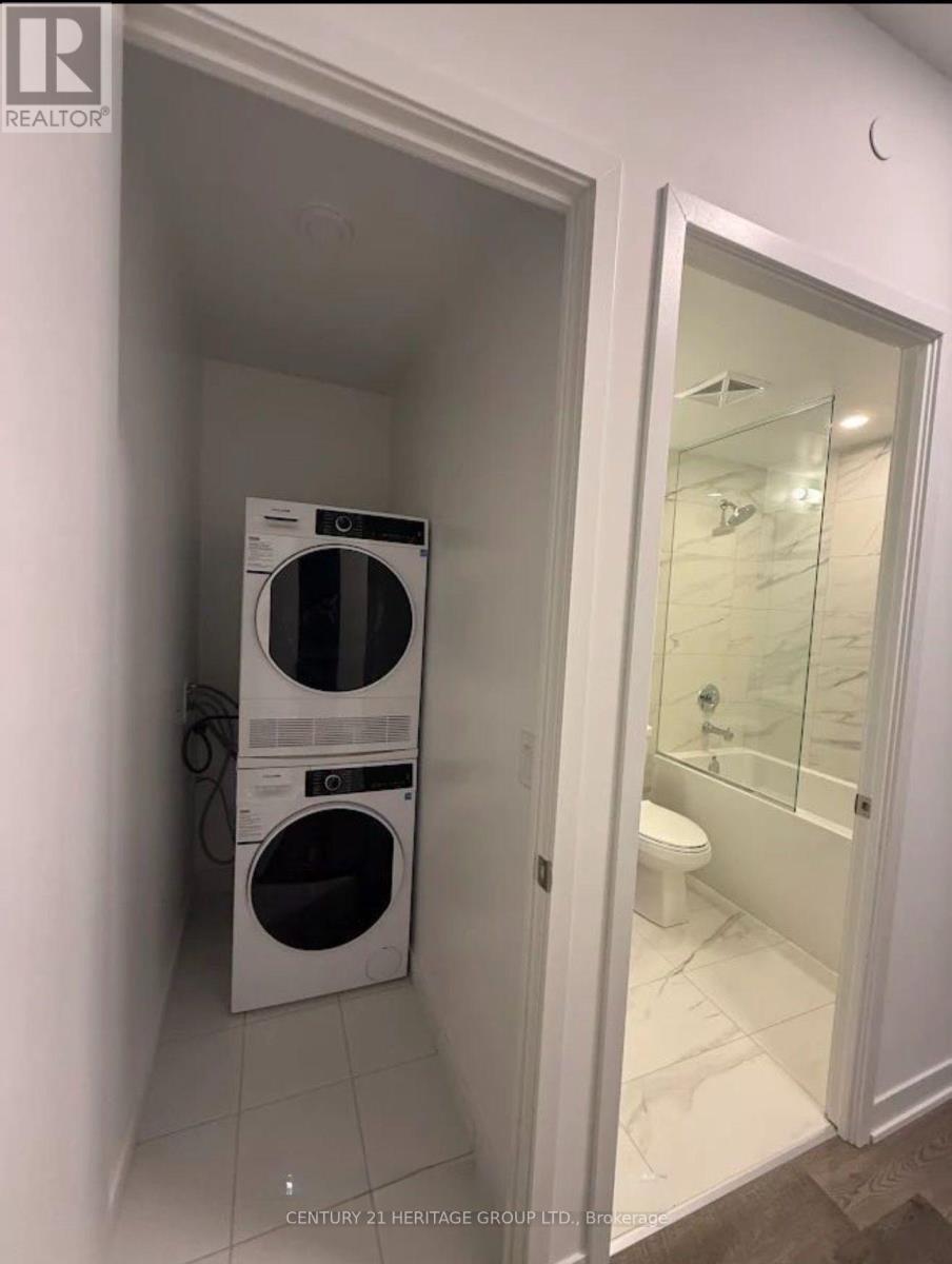2708 - 180 Front Street E, Toronto, Ontario  M5A 0A9 - Photo 34 - C13792486