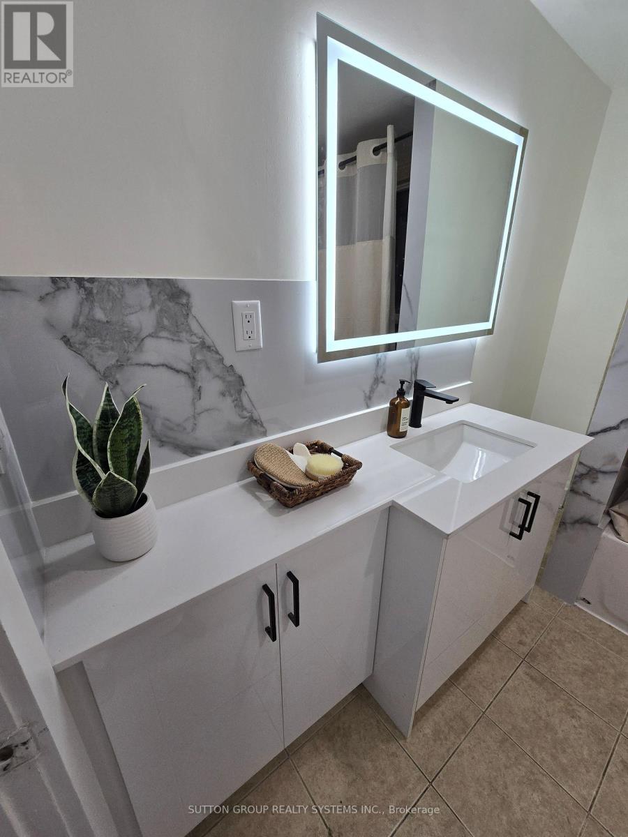 1 - 2886 Lake Shore Boulevard W, Toronto, Ontario  M8V 1J1 - Photo 18 - W13726326