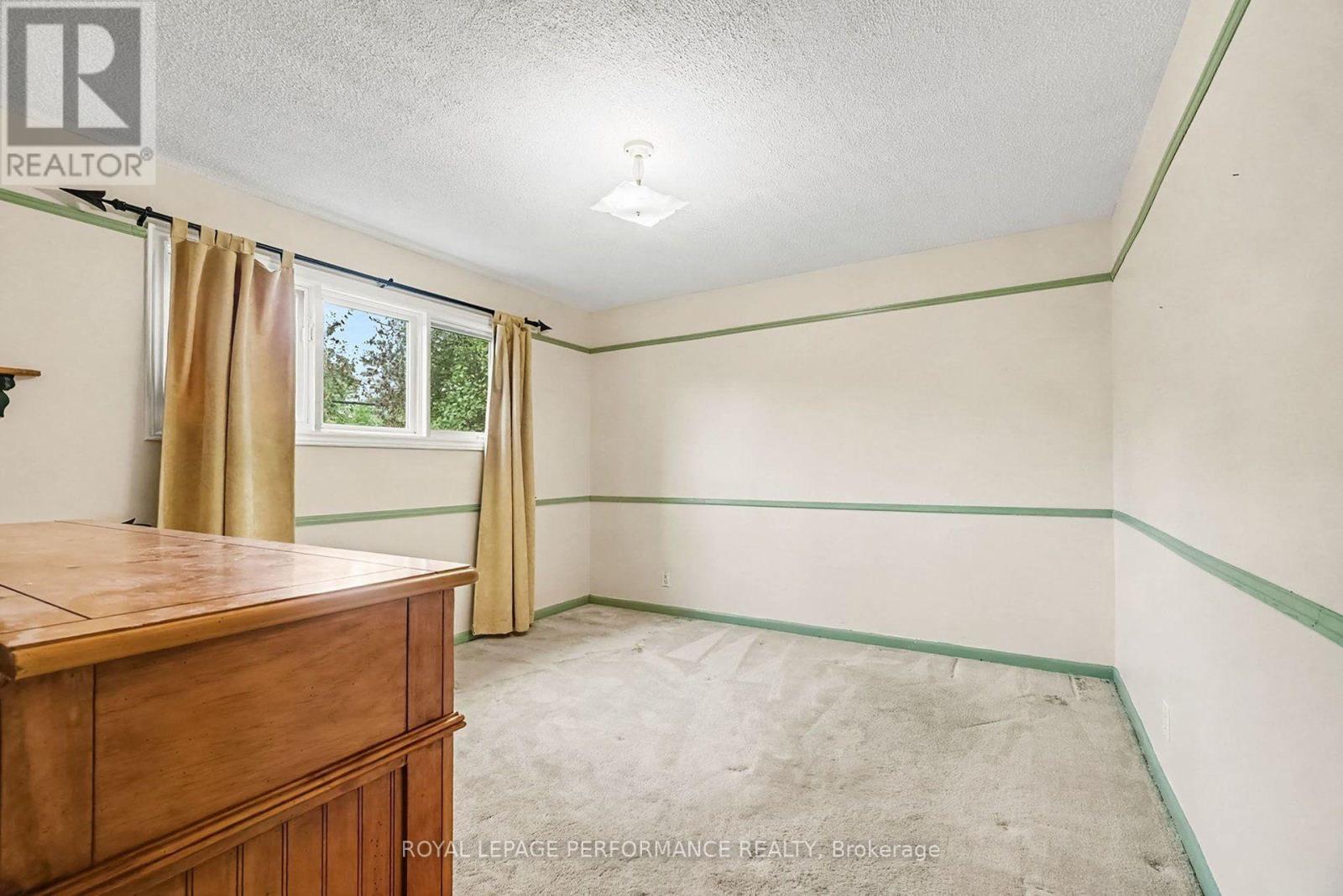 1374 Highgate Road, Ottawa, Ontario  K2C 2Y6 - Photo 13 - X13794482