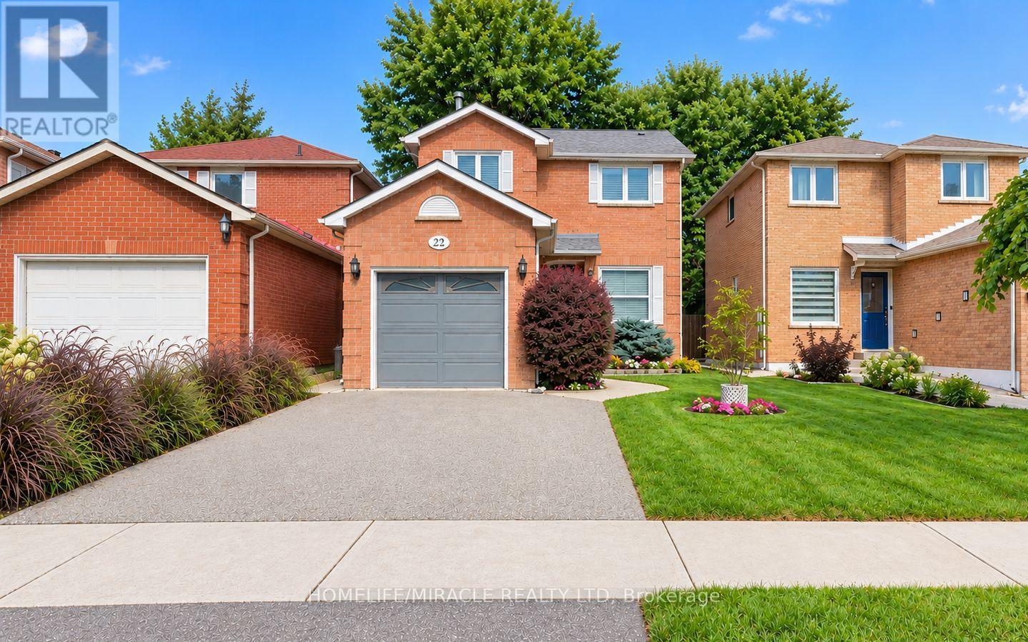 22 MURDOCK DRIVE, Brampton, Ontario