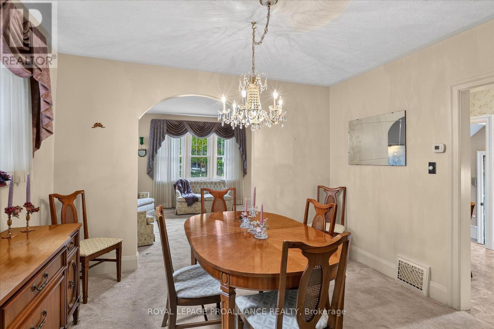 210 Aberdeen Avenue, Peterborough, Ontario  K9H 4W8 - Photo 10 - X13791694
