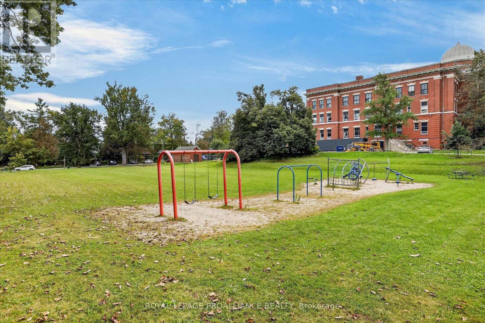 210 Aberdeen Avenue, Peterborough, Ontario  K9H 4W8 - Photo 45 - X13791694