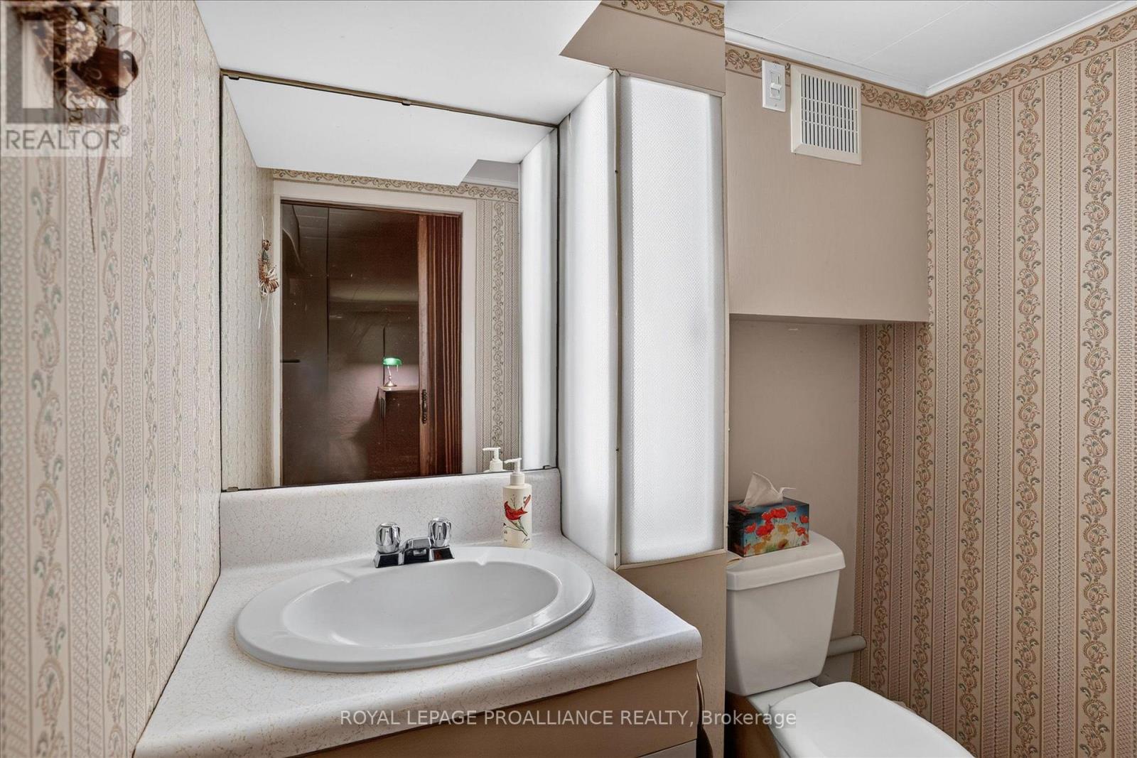 210 Aberdeen Avenue, Peterborough, Ontario  K9H 4W8 - Photo 31 - X13791694
