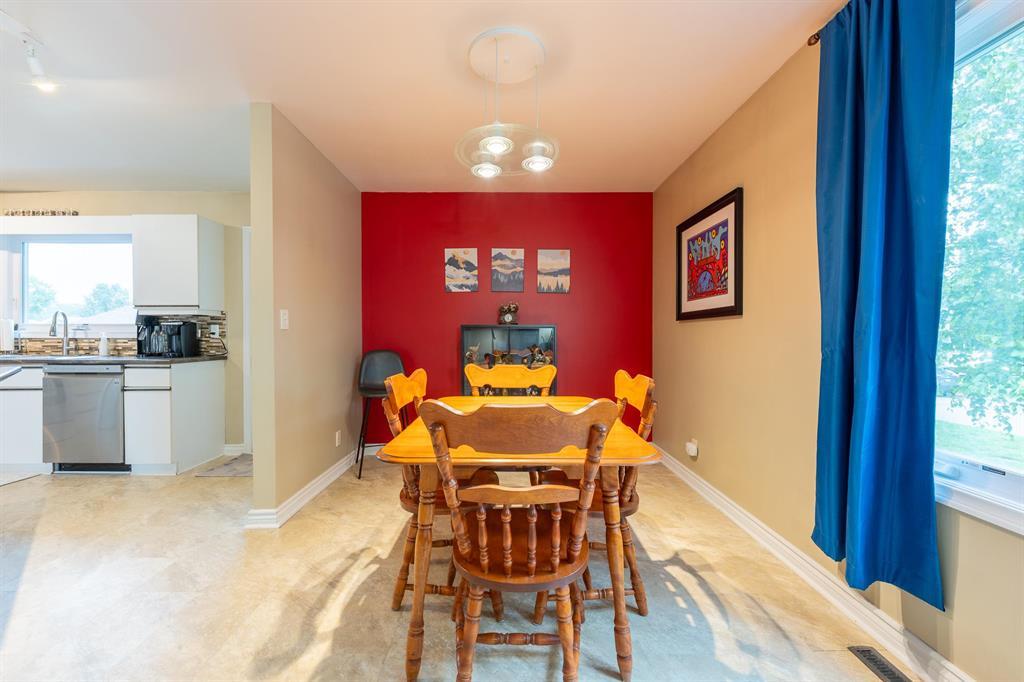 46 Laval Drive, Winnipeg, Manitoba R3T 2X7 - Photo 4 - 202623365