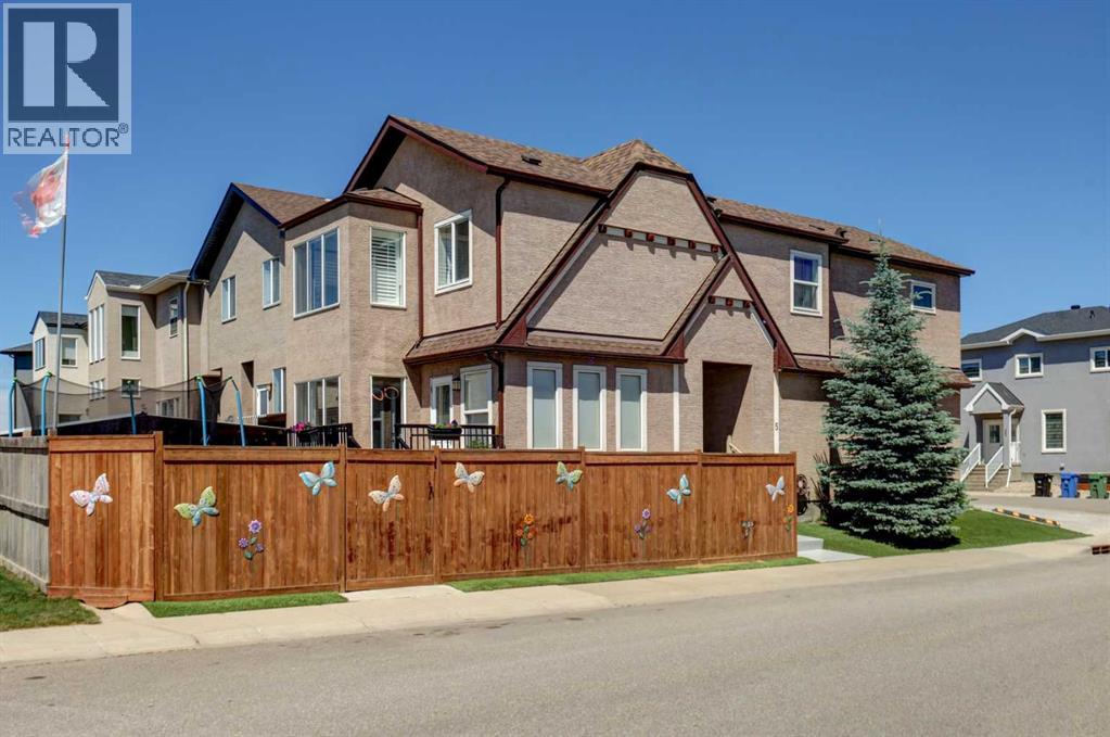 5 Covecreek Mews NE, Calgary, Alberta T3K 0V8 - Photo 2 - A2324736