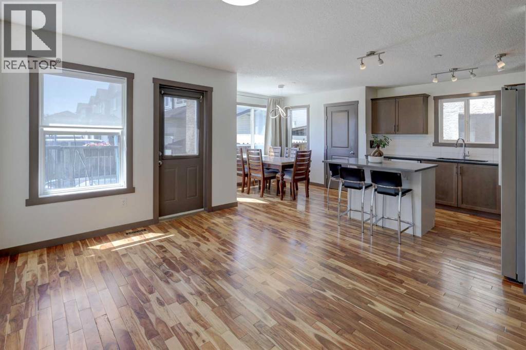 5 Covecreek Mews NE, Calgary, Alberta T3K 0V8 - Photo 4 - A2324736