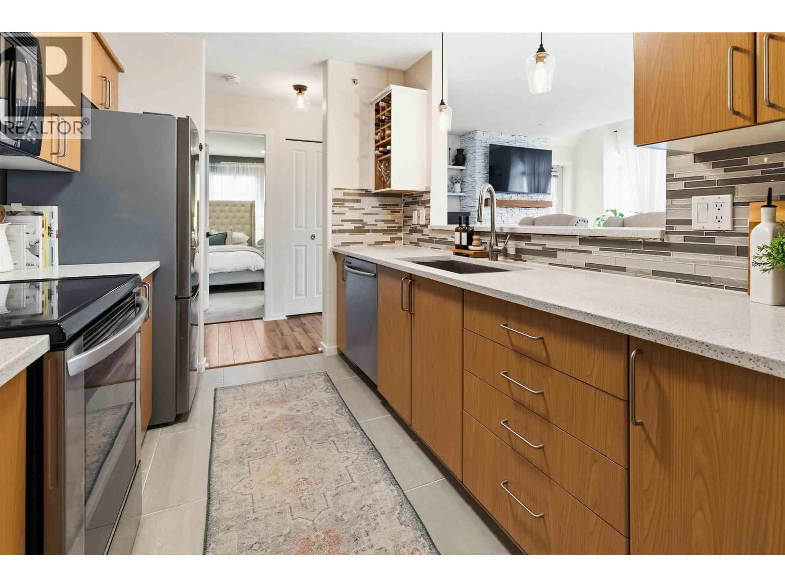 401 3142 St Johns Street, Port Moody, British Columbia  V3H 5E5 - Photo 9 - R3166584