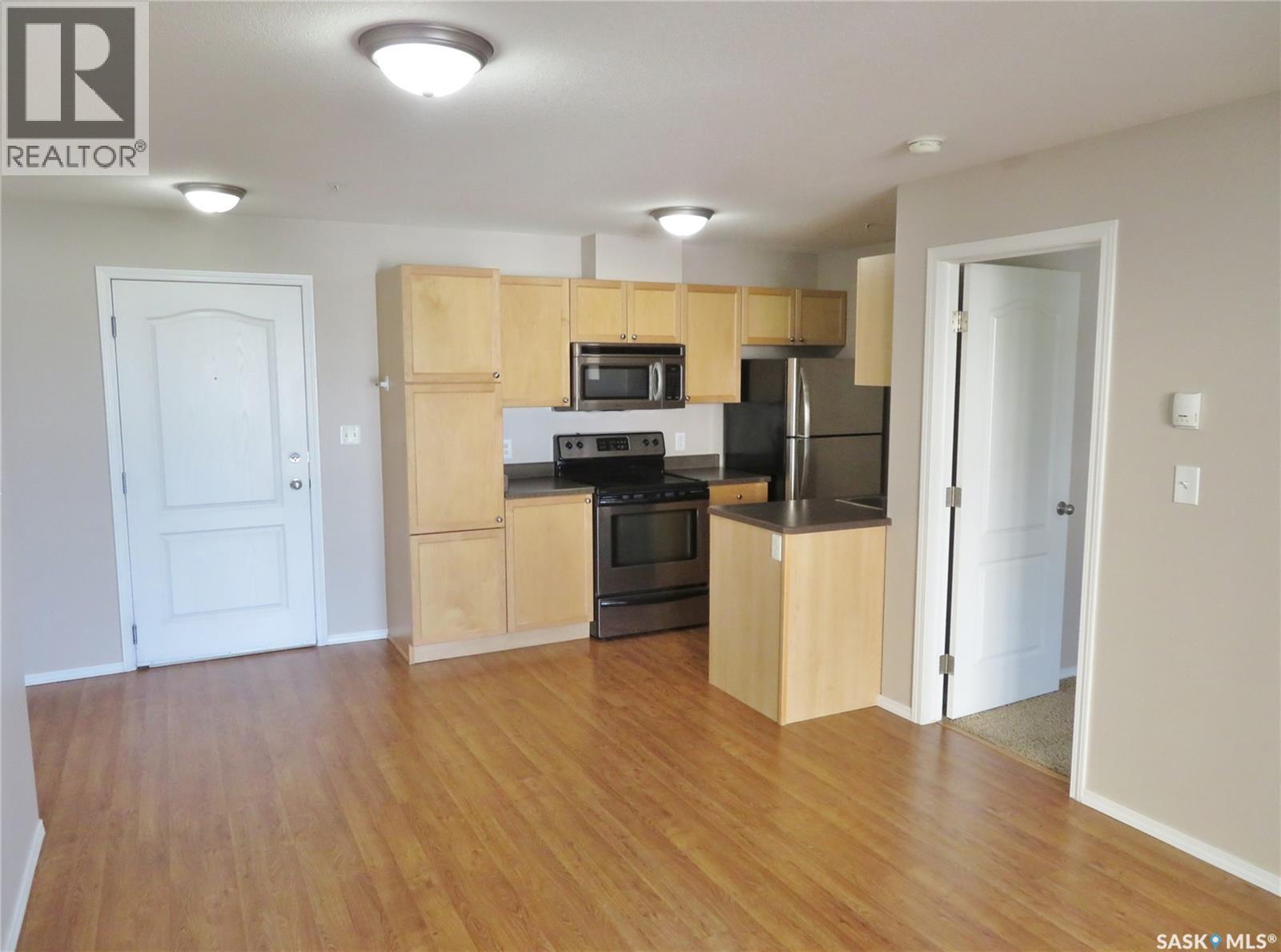 206 100 1st Avenue N, Warman, Saskatchewan  S0K 0A1 - Photo 4 - SK048628