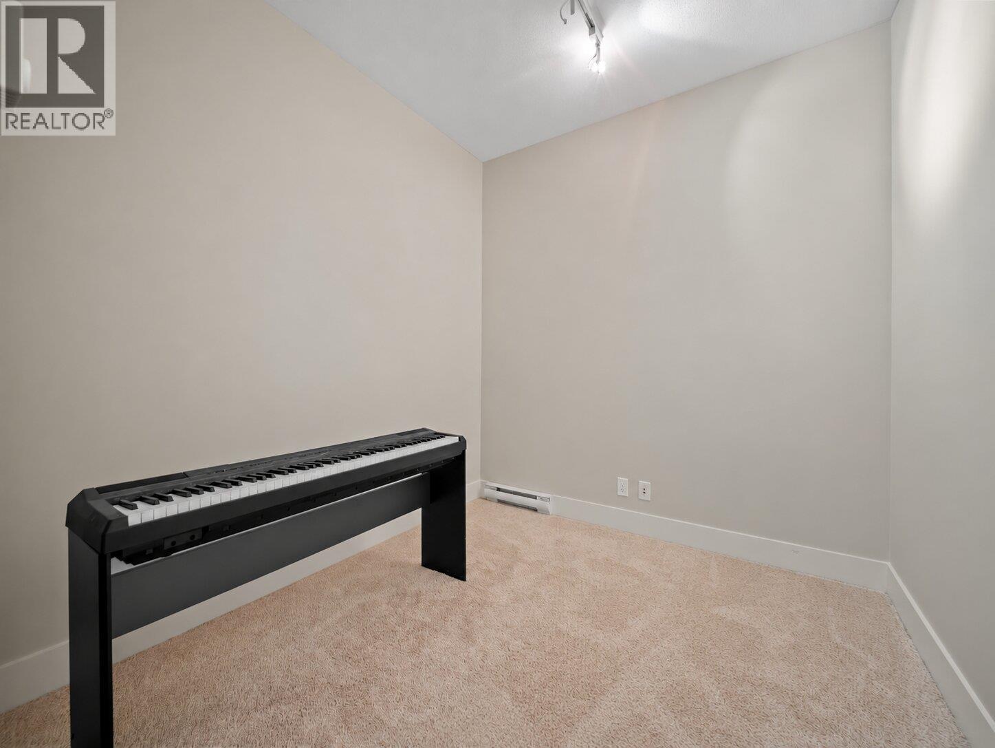 215 3606 Aldercrest Drive, North Vancouver, British Columbia  V7G 0A3 - Photo 21 - R3166604