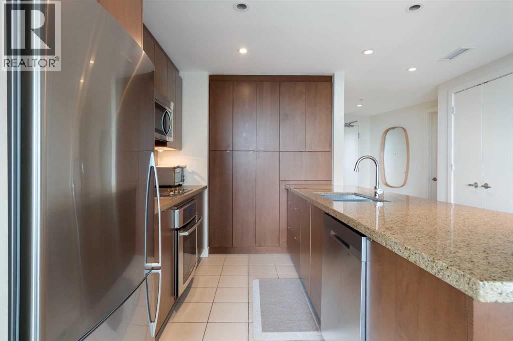 1405, 215 13 Avenue SW photo 13