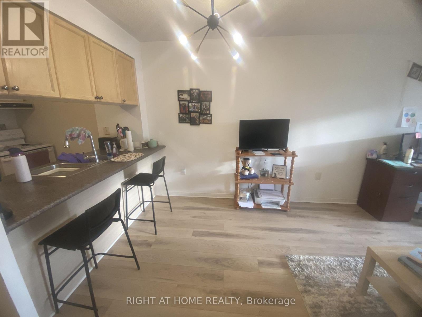 508 - 887 Bay Street, Toronto, Ontario  M5S 3K4 - Photo 7 - C13767792