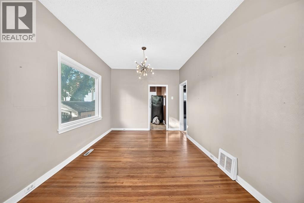 466 22 Avenue NW, Calgary, Alberta  T2M 1N3 - Photo 7 - A2344953