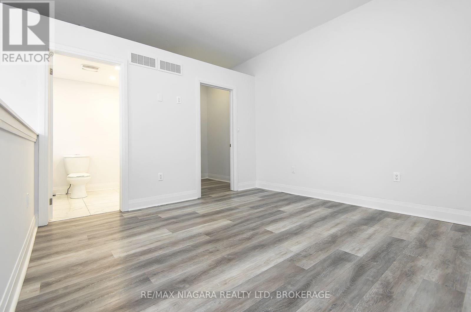 120 Main Street W, Port Colborne, Ontario  L3K 3V2 - Photo 13 - X13794530