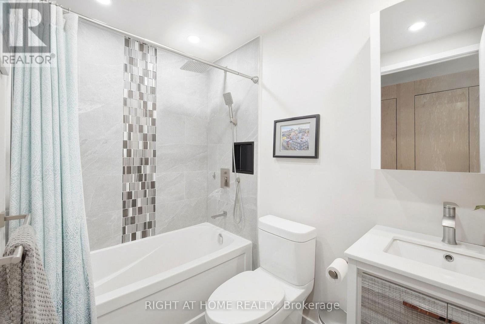 1908 - 285 Mutual Street, Toronto, Ontario  M4Y 3C5 - Photo 19 - C13794546