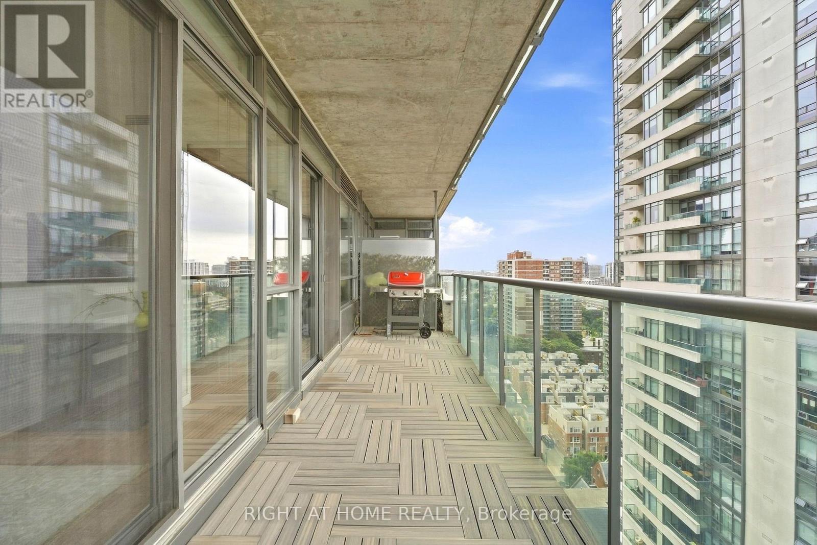 1908 - 285 Mutual Street, Toronto, Ontario  M4Y 3C5 - Photo 22 - C13794546