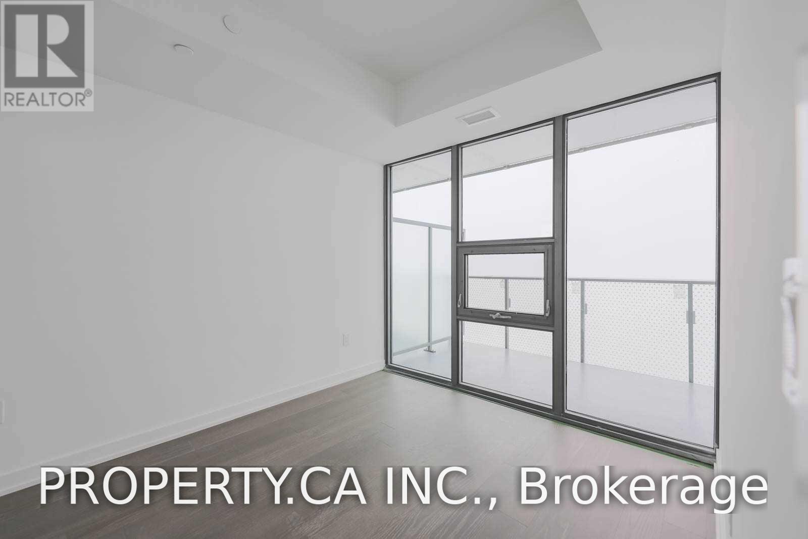 5209 - 11 Wellesley Street, Toronto, Ontario  M4Y 1E8 - Photo 4 - C13794566