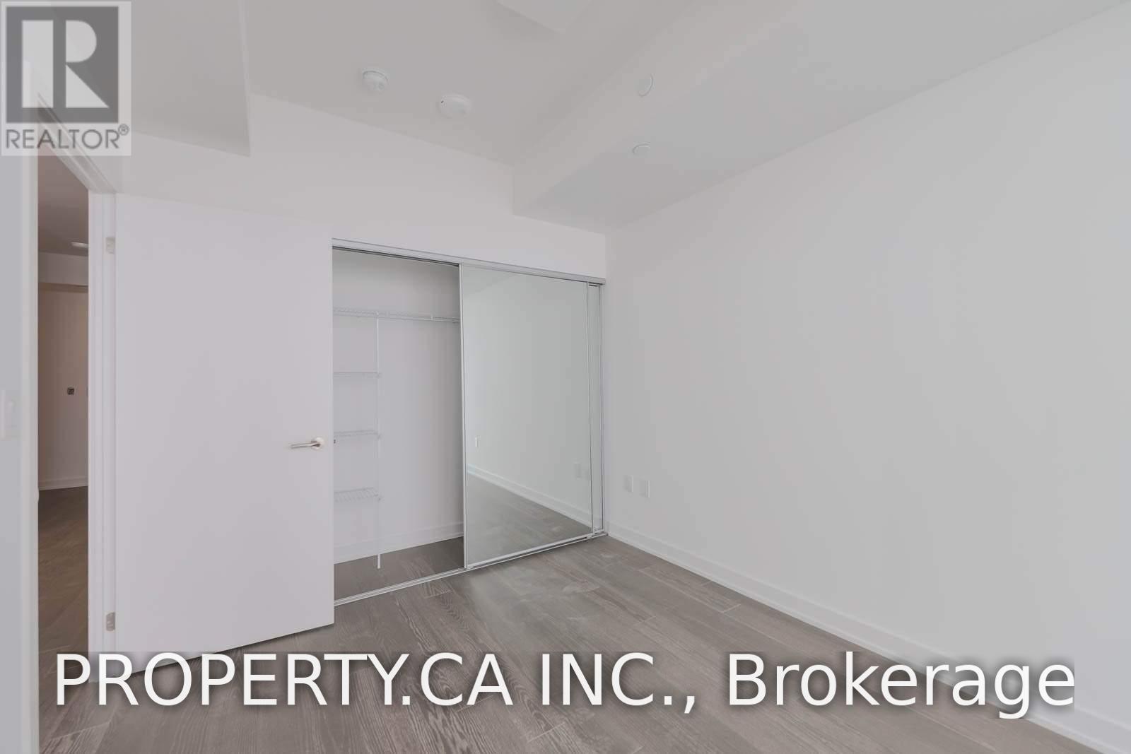 5209 - 11 Wellesley Street, Toronto, Ontario  M4Y 1E8 - Photo 5 - C13794566