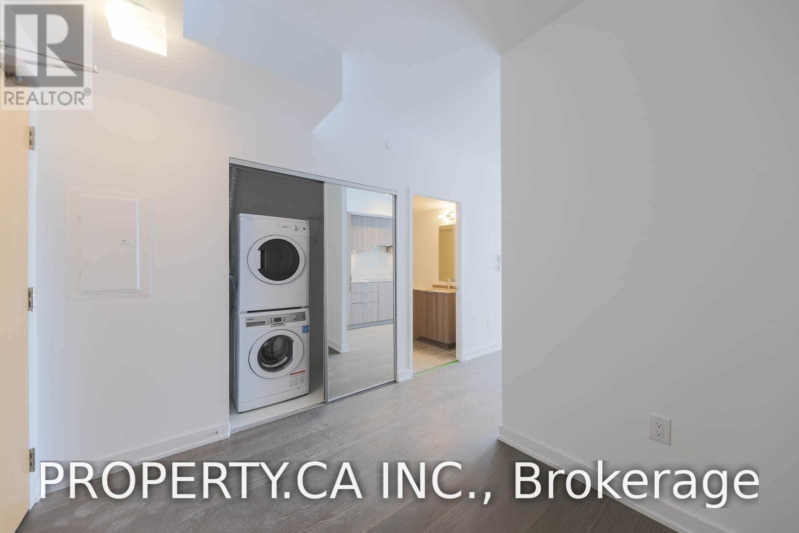 5209 - 11 Wellesley Street, Toronto, Ontario  M4Y 1E8 - Photo 9 - C13794566
