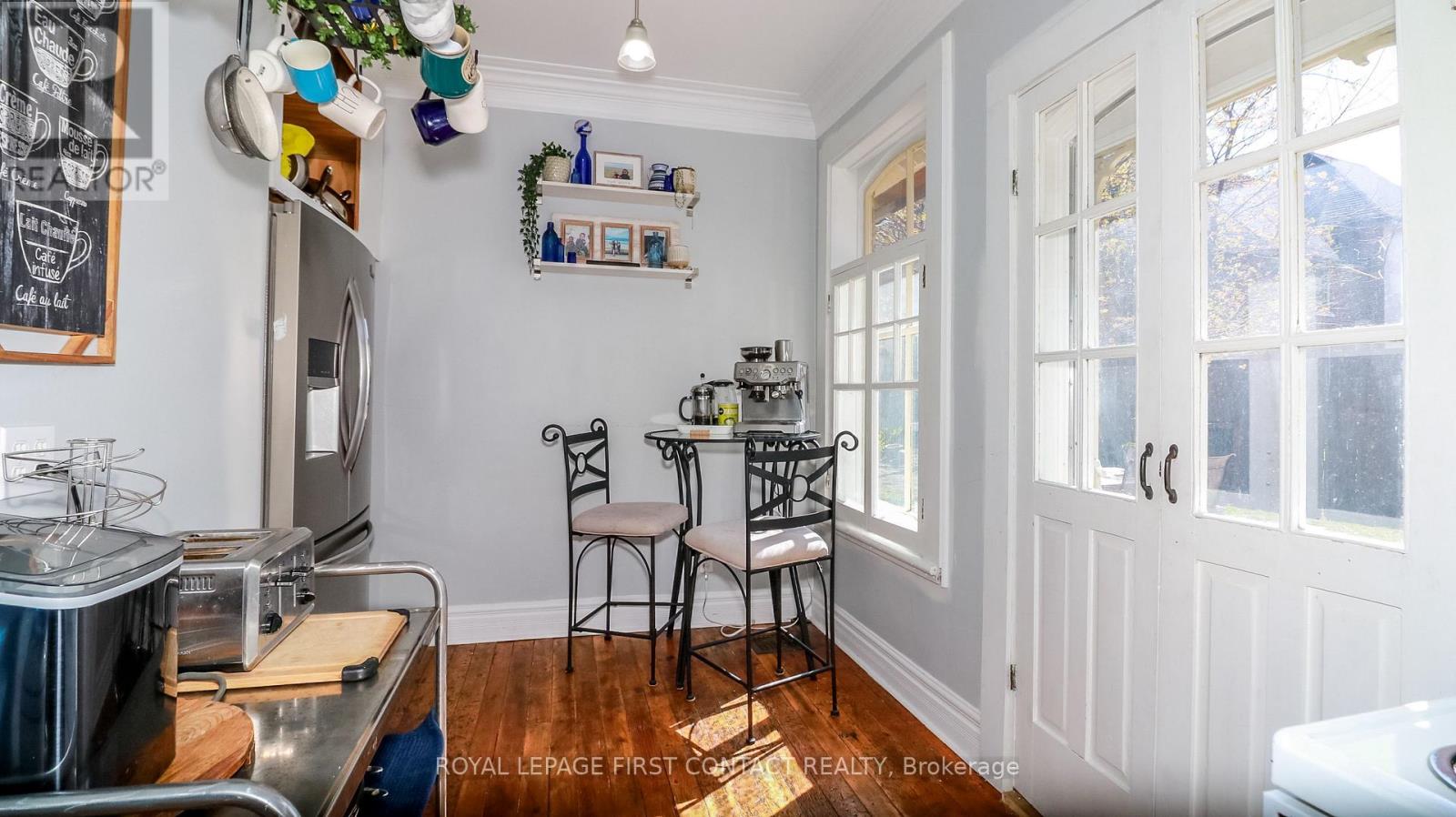 121 Mulcaster Street, Barrie (Codrington), Ontario  L4M 3M8 - Photo 11 - S13794532
