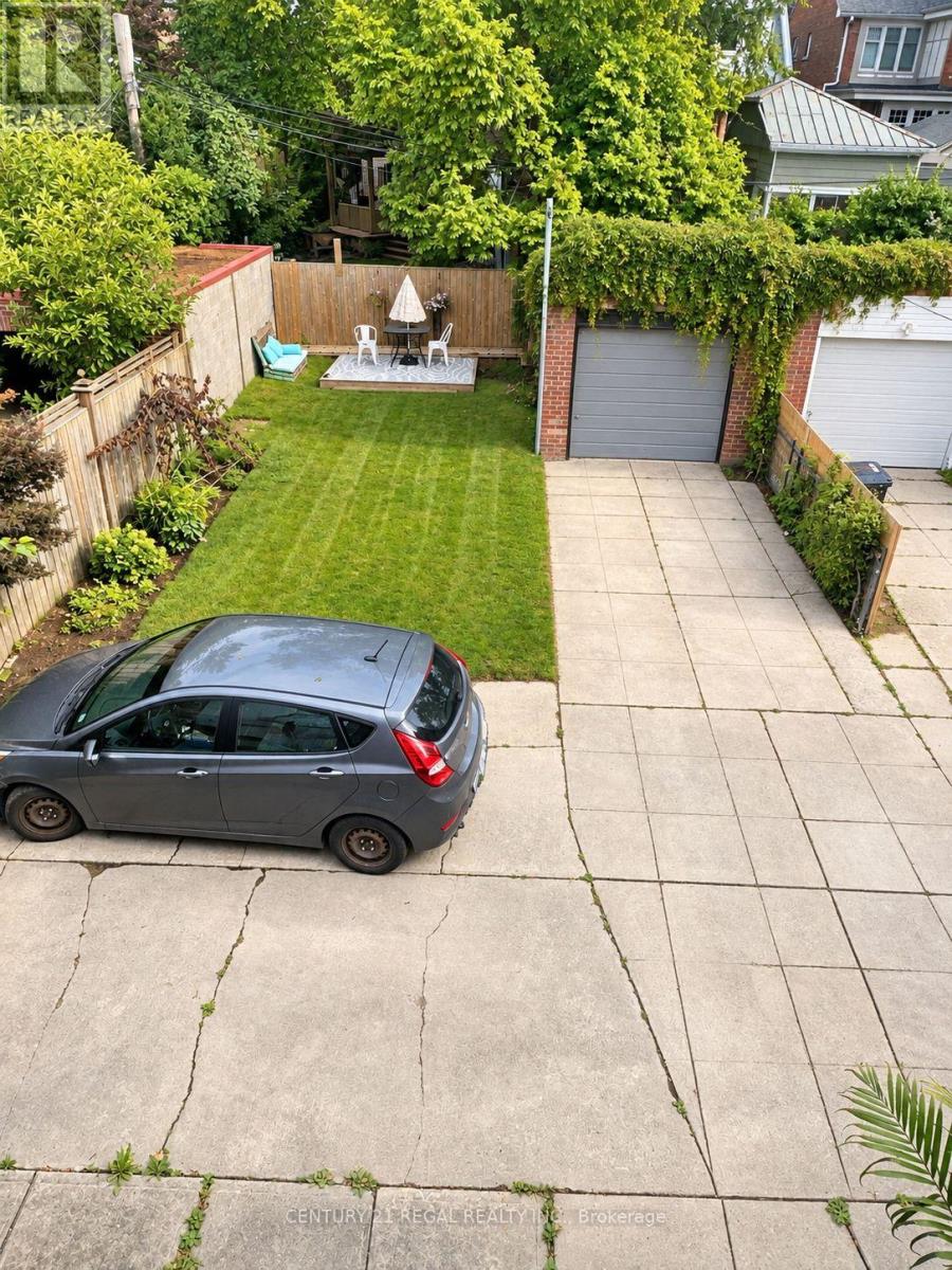 186 Grenadier Road, Toronto, Ontario  M6R 1R7 - Photo 14 - W13794534
