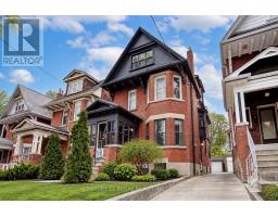 186 GRENADIER ROAD, Toronto, Ontario