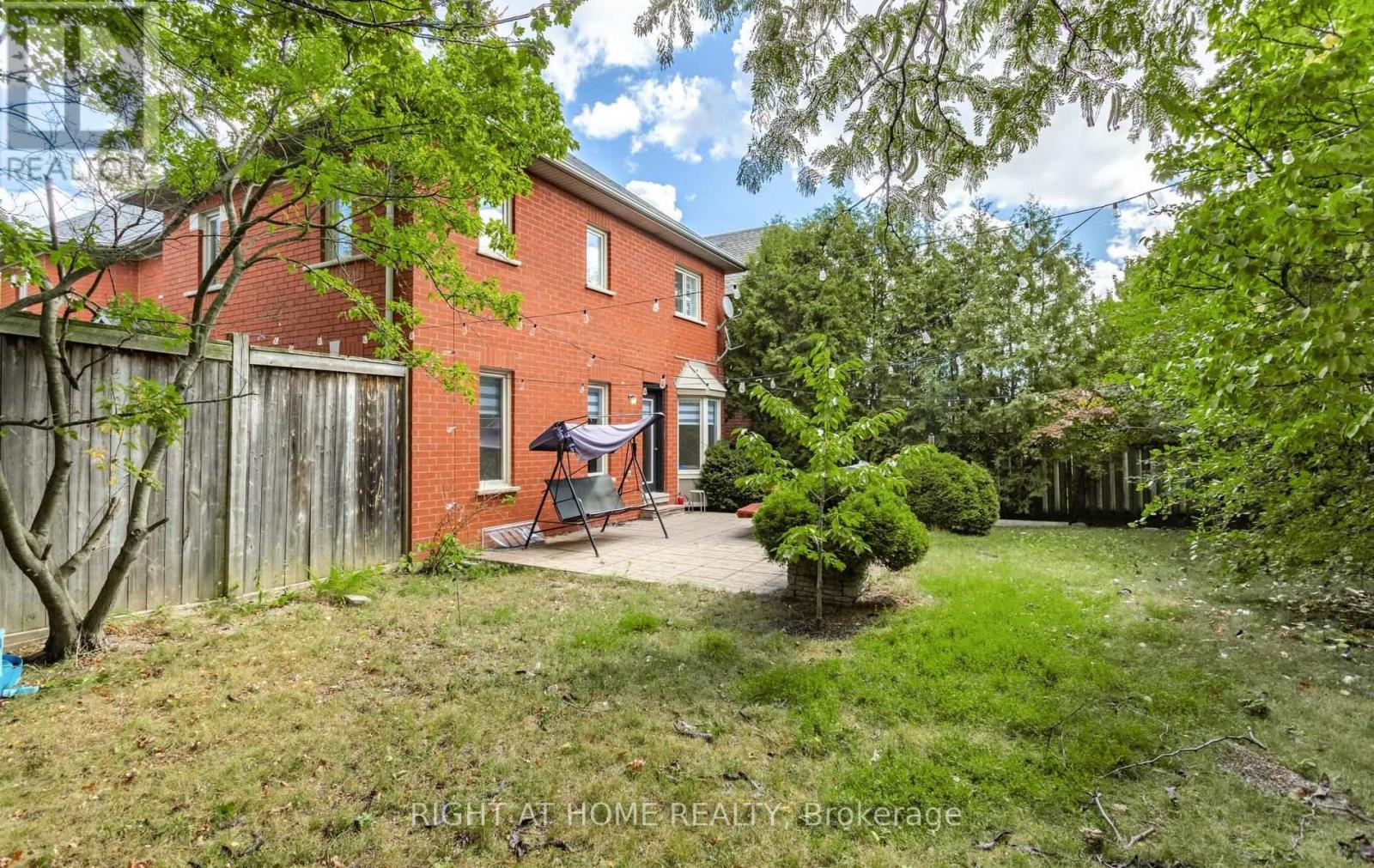 5994 Tweed Court, Mississauga, Ontario  L5M 5S6 - Photo 47 - W13794590