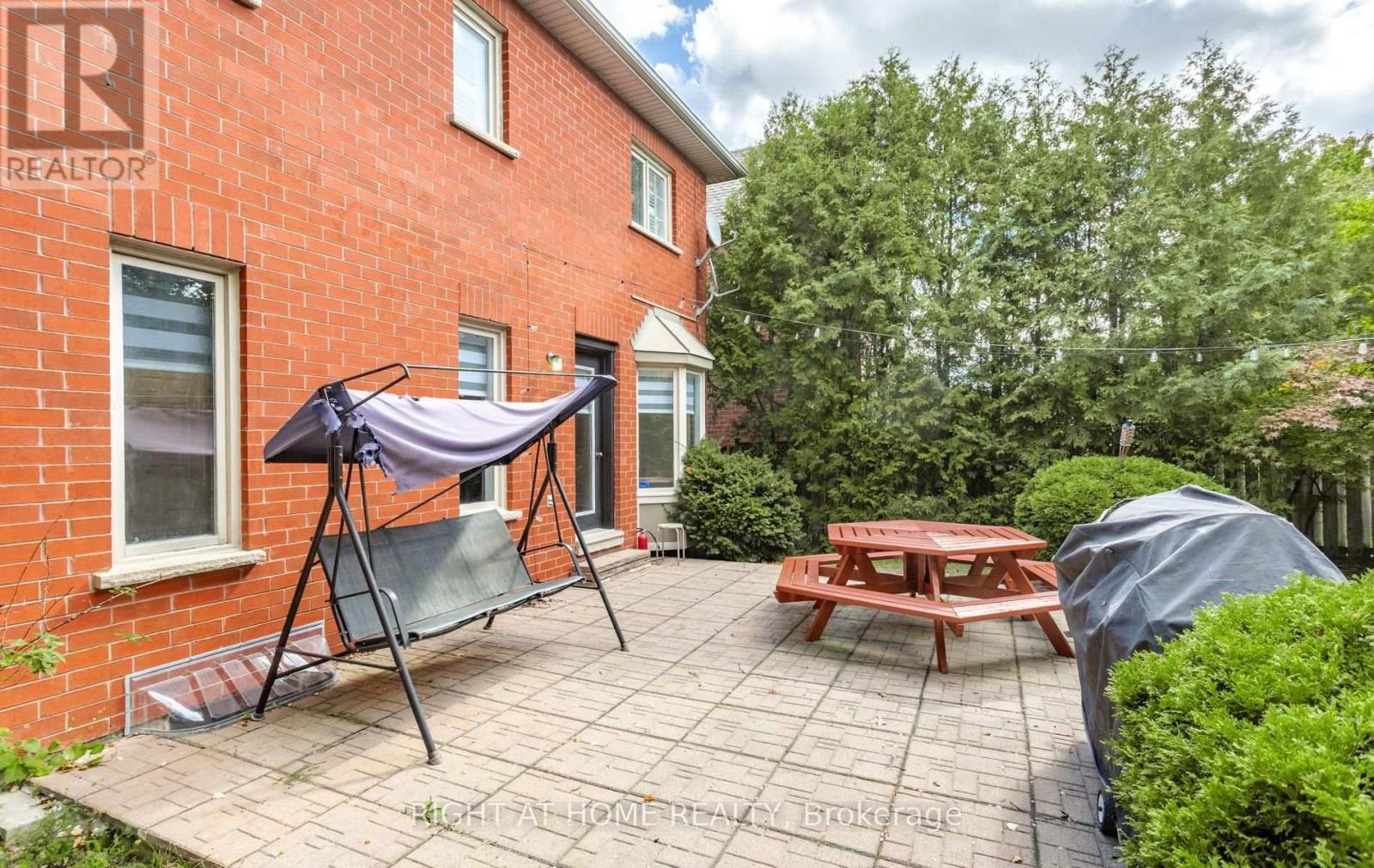 5994 Tweed Court, Mississauga, Ontario  L5M 5S6 - Photo 48 - W13794590