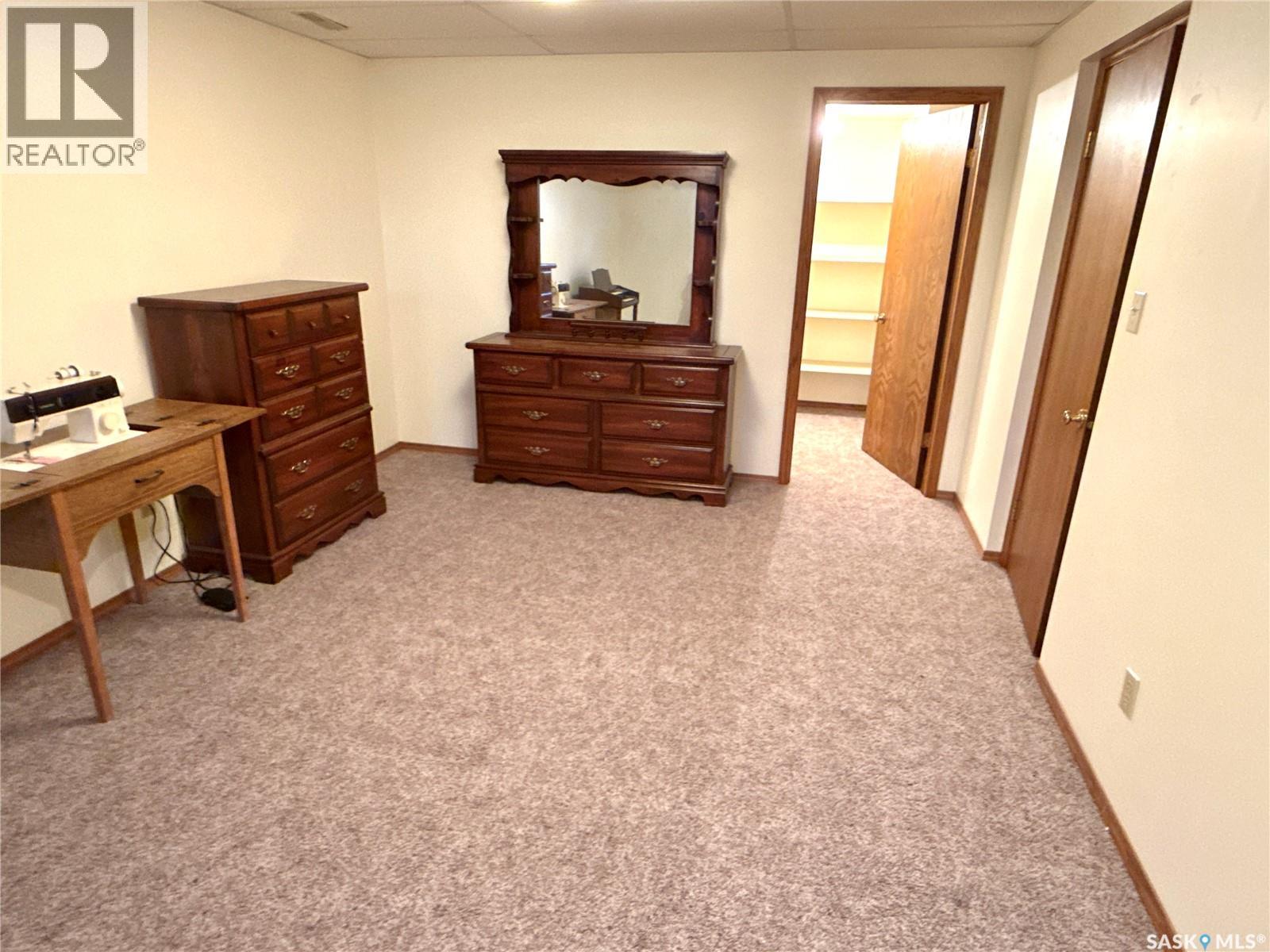 2502 Blue Jay CRESCENT photo 35