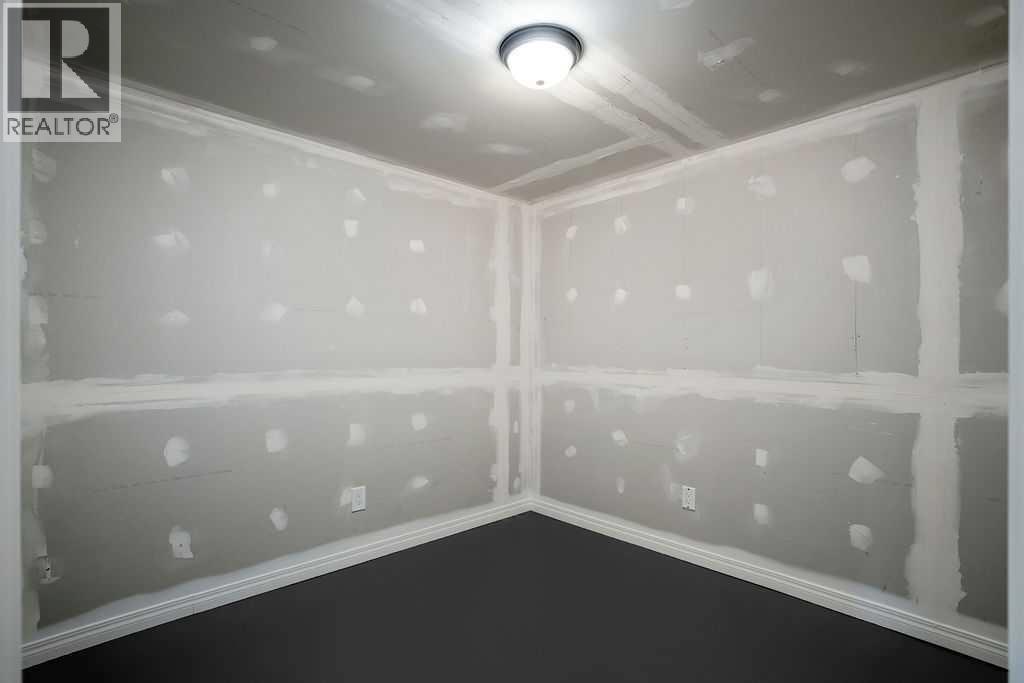 117 Caspell Street photo 29