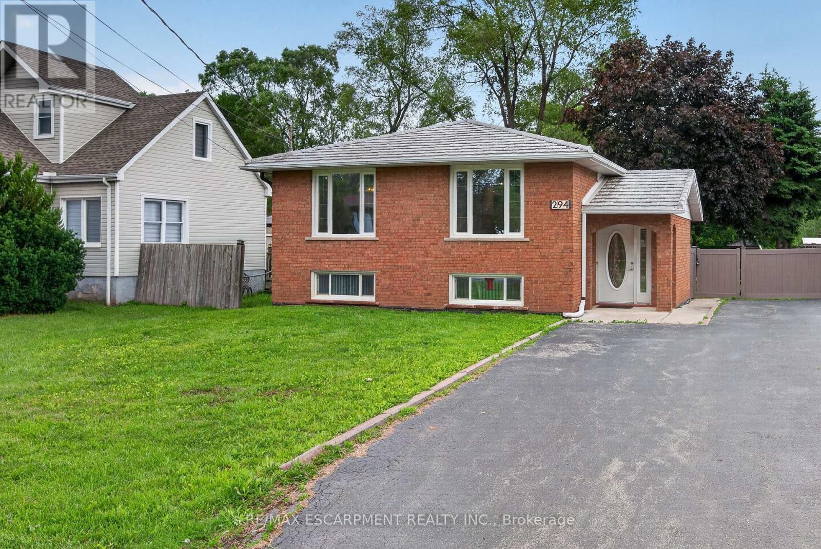 2 (LOWER) - 294 JONES ROAD, Hamilton, Ontario