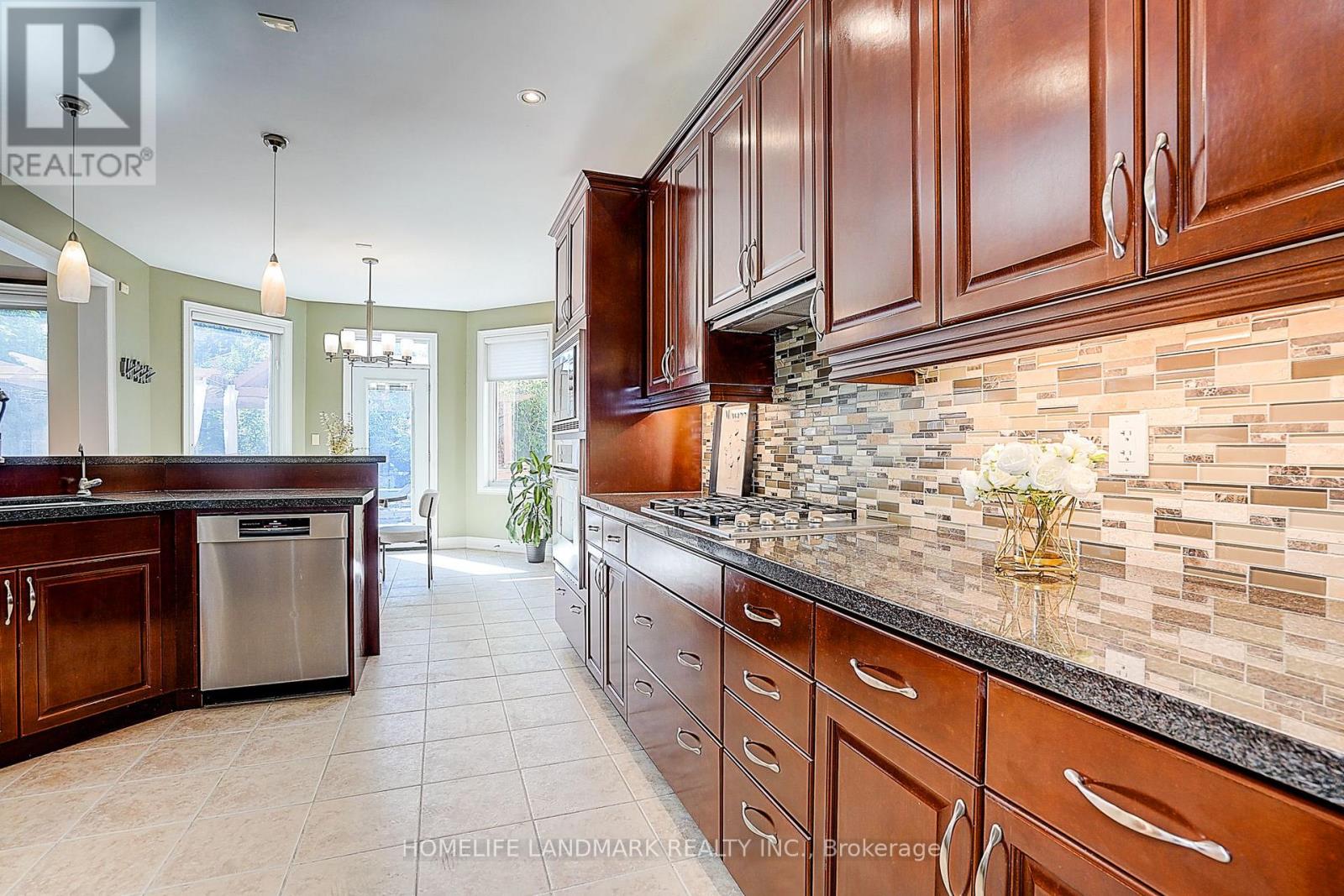 1061 Nellie Little Crescent, Newmarket, Ontario  L3X 3E3 - Photo 15 - N13743904