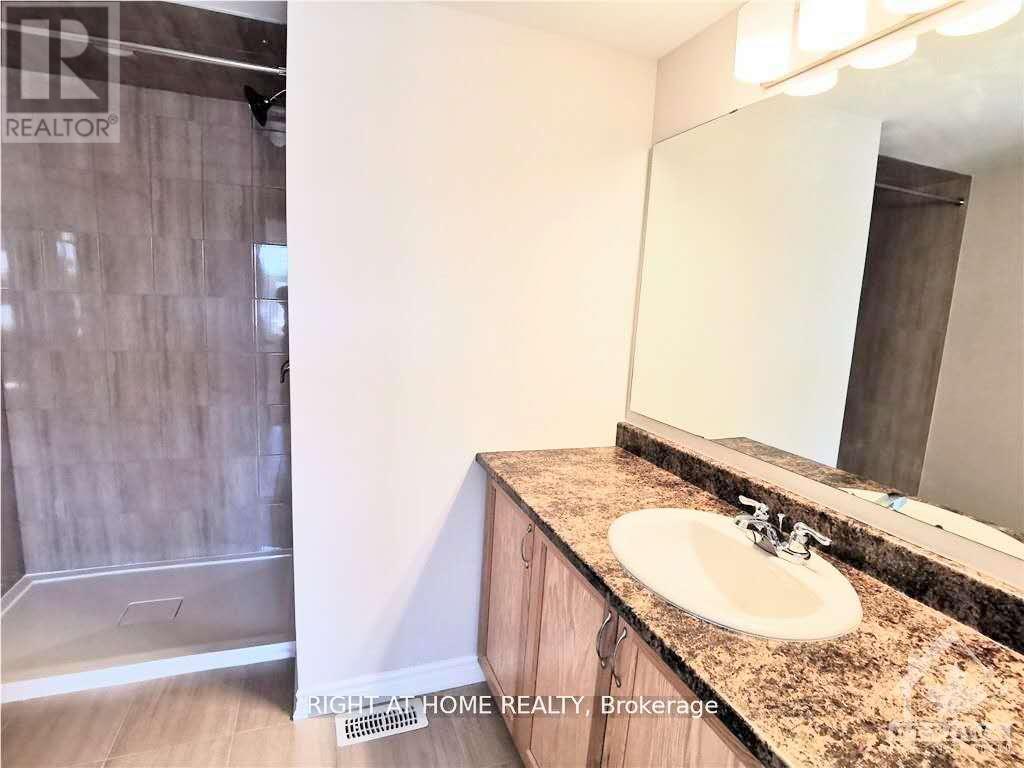 1414 Hemlock Road, Ottawa, Ontario  K1K 5A8 - Photo 15 - X13789226