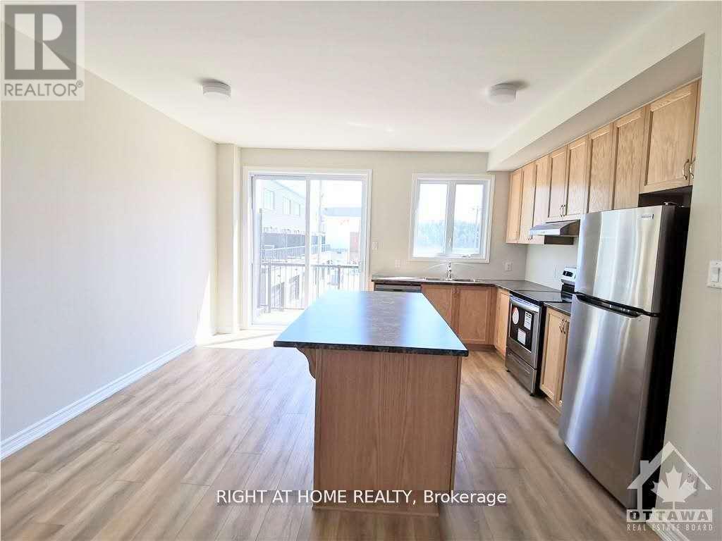 1414 Hemlock Road, Ottawa, Ontario  K1K 5A8 - Photo 12 - X13789226