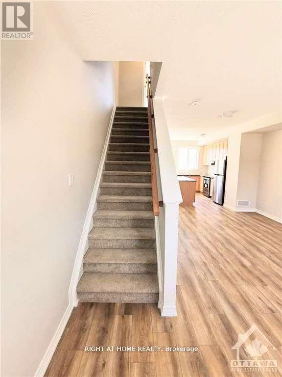 1414 Hemlock Road, Ottawa, Ontario K1K 5A8 - Photo 7 - X13789226