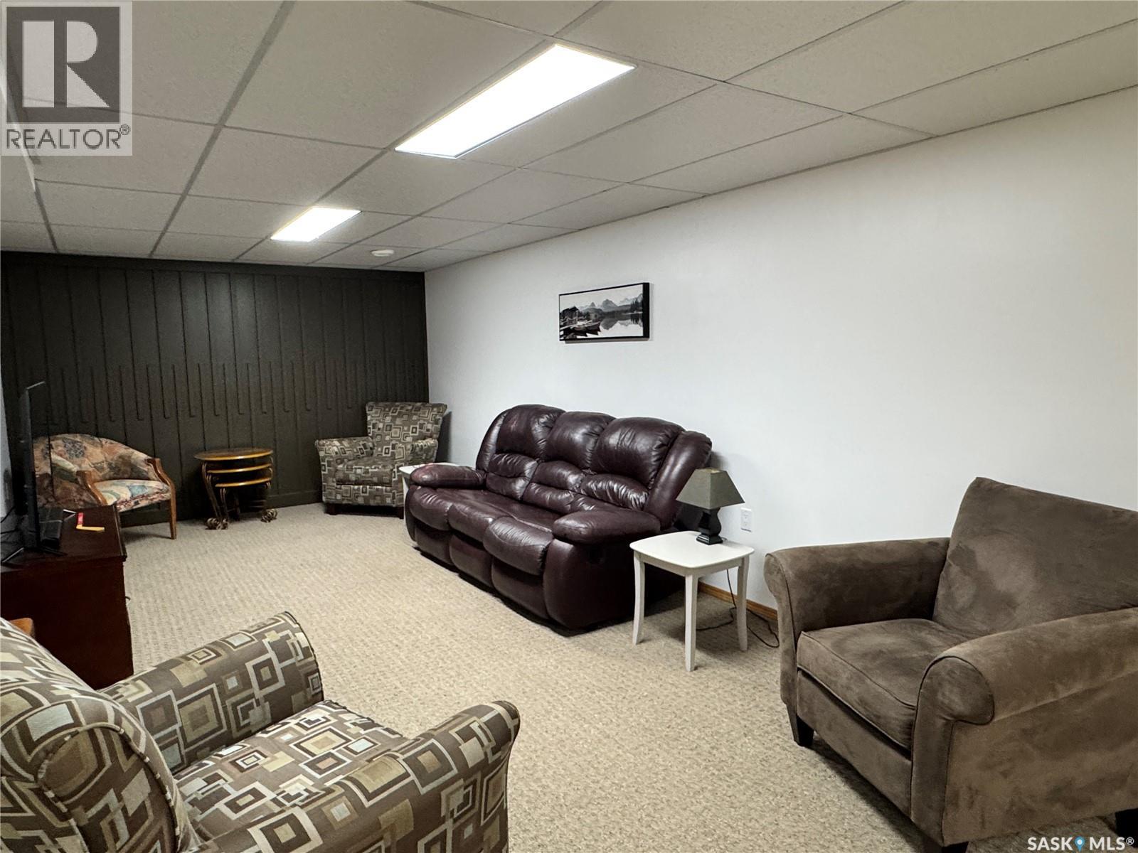 616 8th Avenue W, Biggar, Saskatchewan  S0K 0M0 - Photo 25 - SK048677