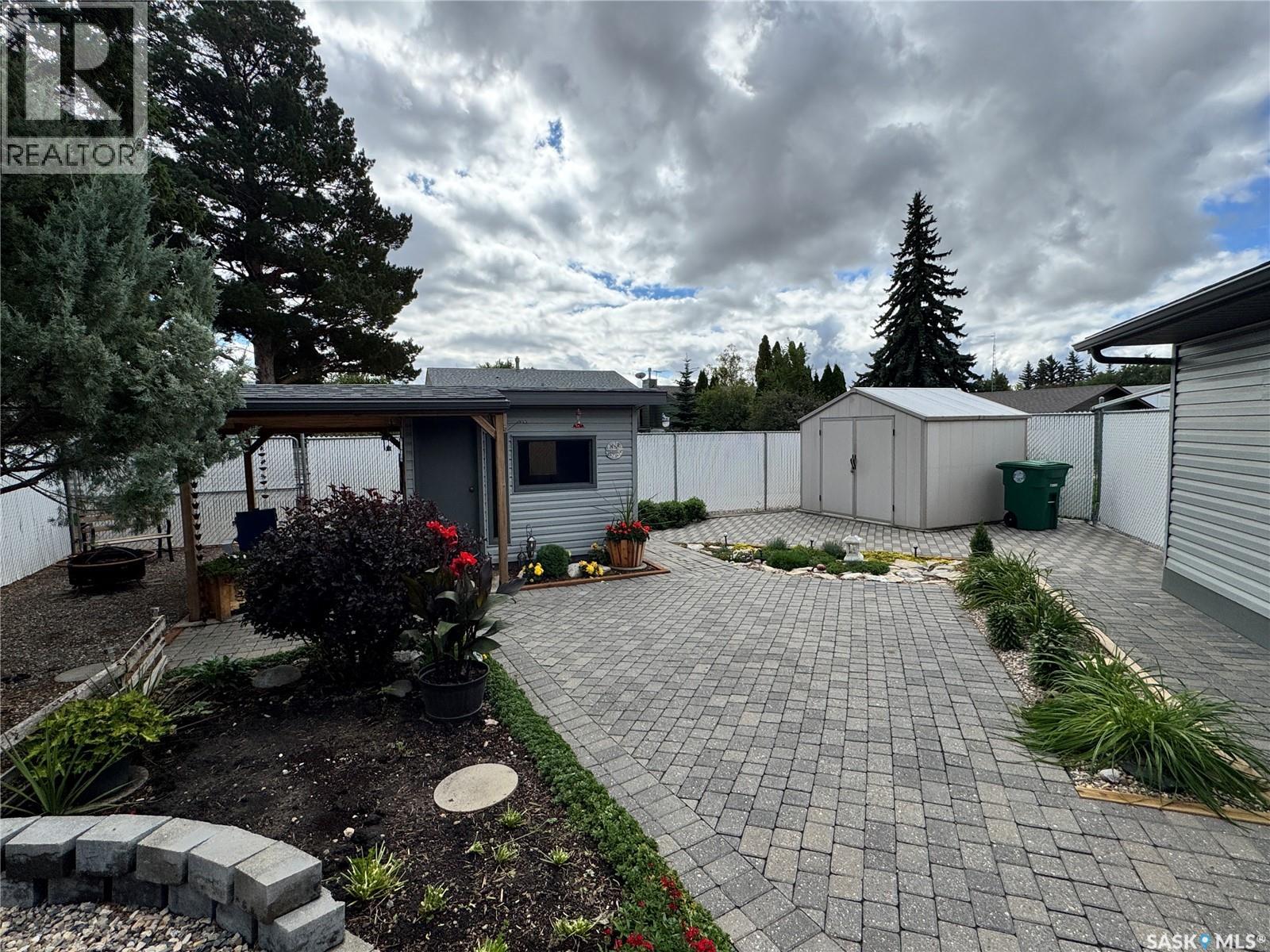 616 8th Avenue W, Biggar, Saskatchewan  S0K 0M0 - Photo 38 - SK048677