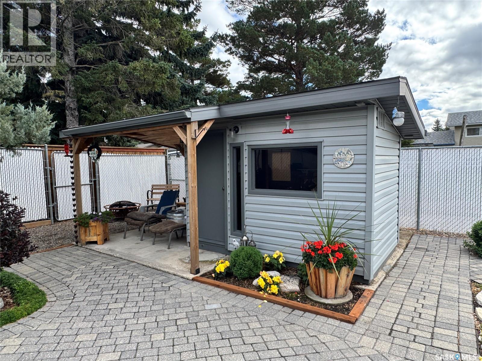 616 8th Avenue W, Biggar, Saskatchewan  S0K 0M0 - Photo 41 - SK048677