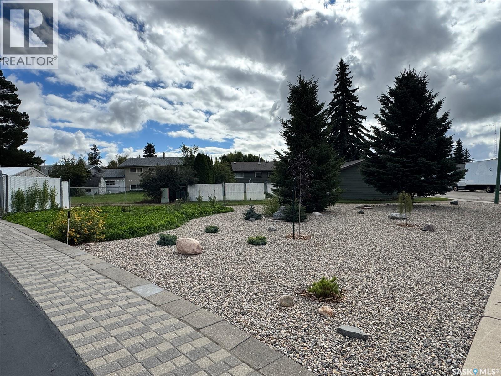 616 8th Avenue W, Biggar, Saskatchewan  S0K 0M0 - Photo 46 - SK048677