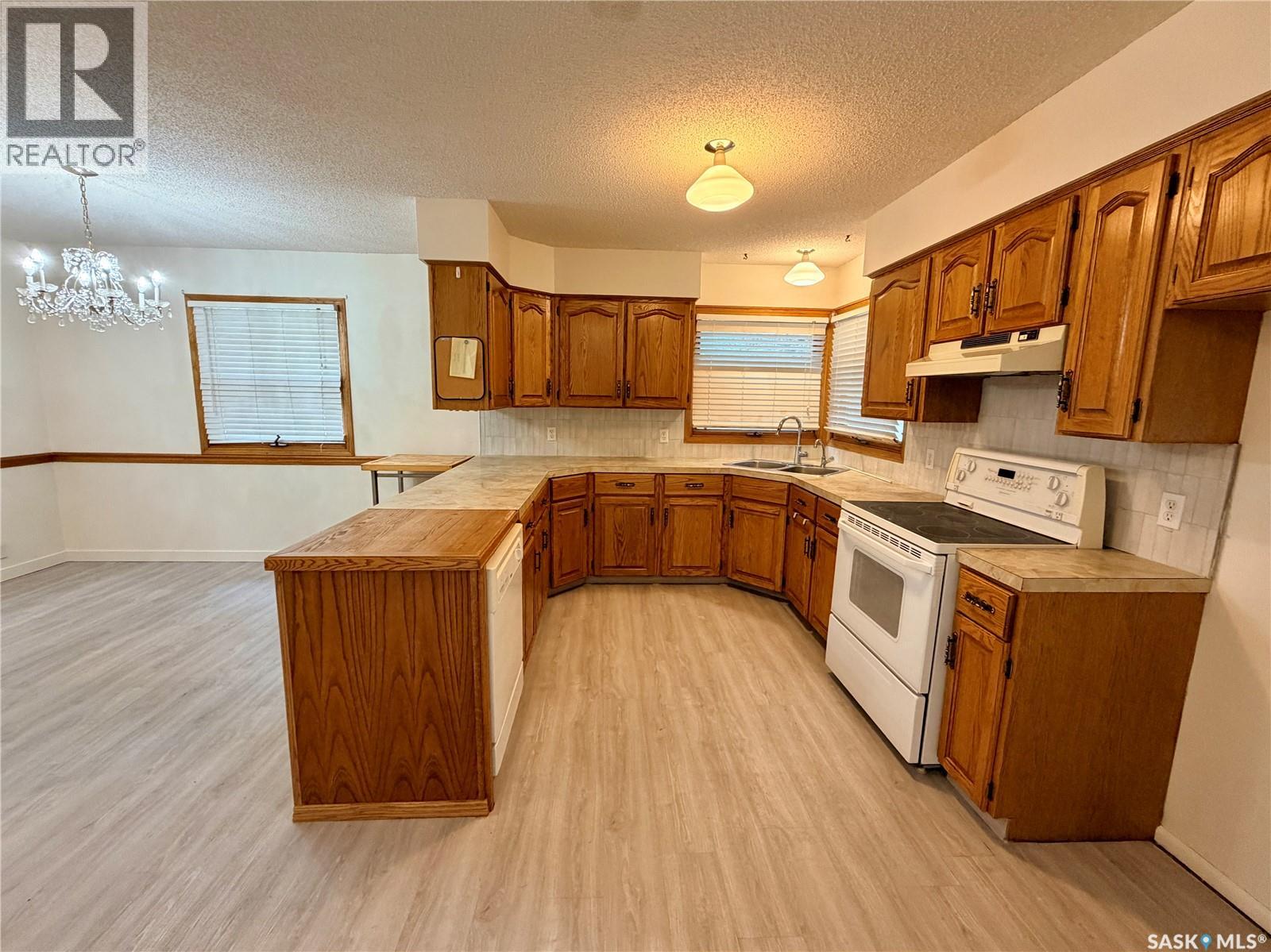 6011 5th Street W, Rosthern, Saskatchewan  S0K 2H0 - Photo 18 - SK048669