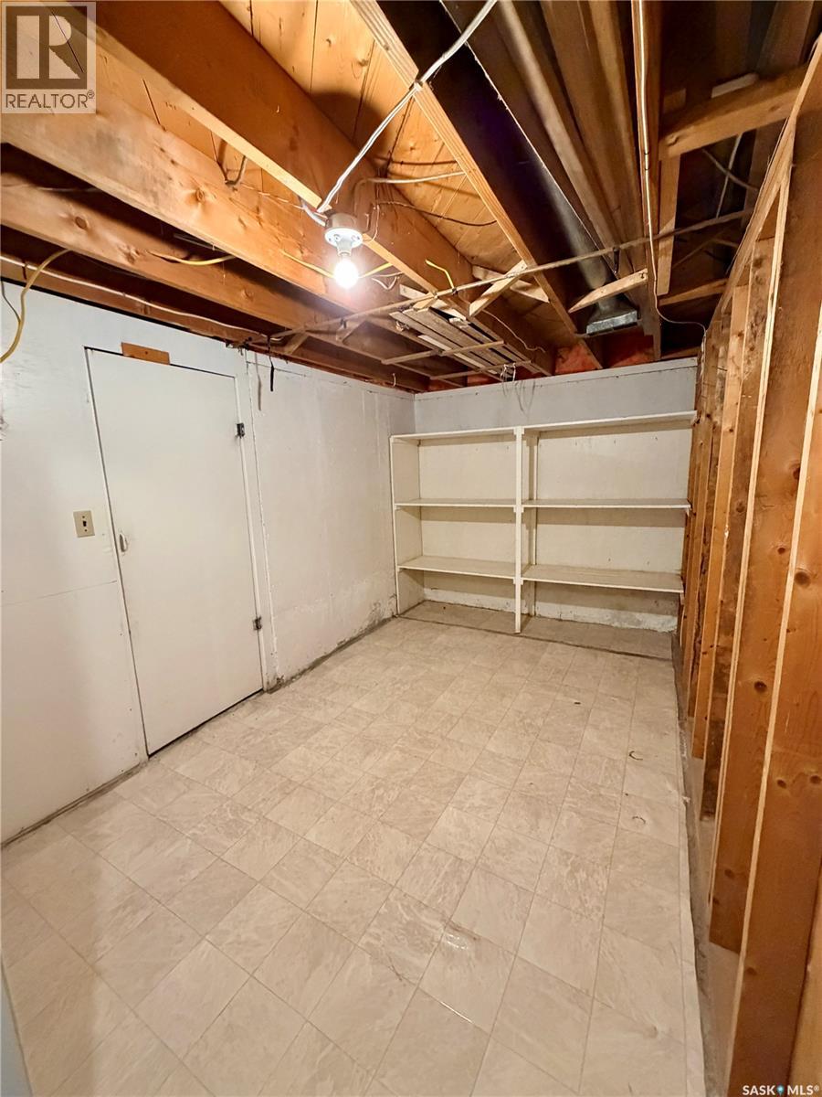 6011 5th Street W, Rosthern, Saskatchewan  S0K 2H0 - Photo 41 - SK048669