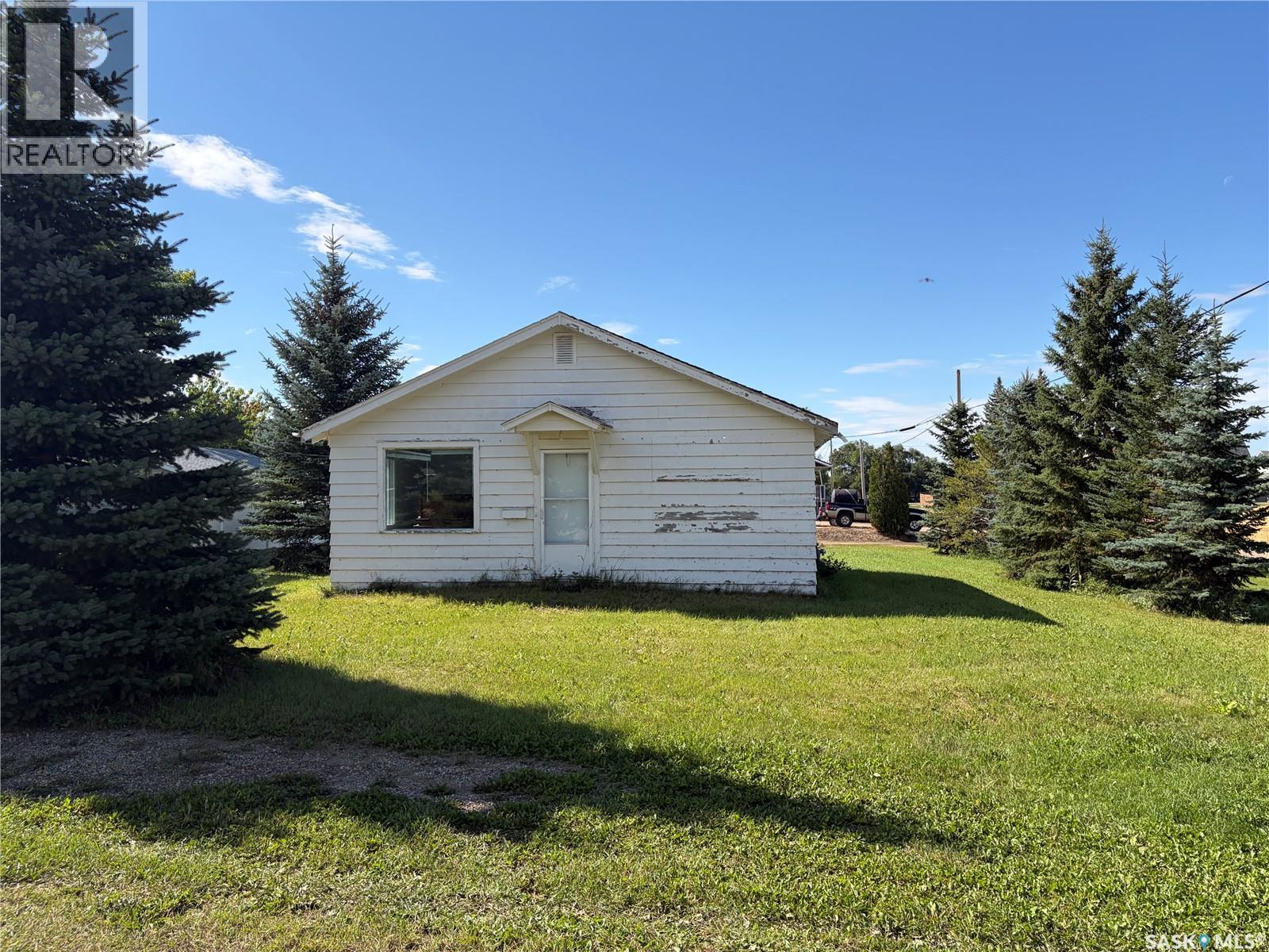110 7th Avenue, Aberdeen, Saskatchewan  S0K 0A0 - Photo 1 - SK048659