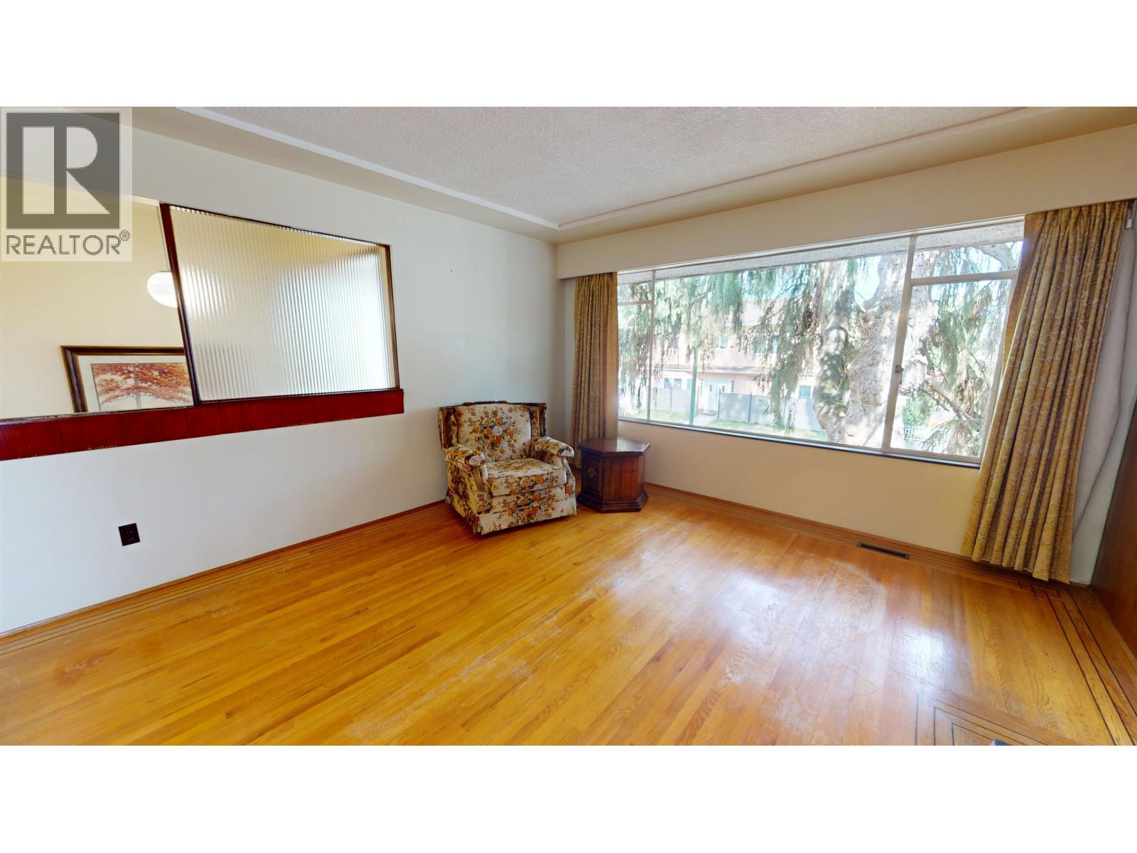 492 Aubrey Place, Vancouver, British Columbia  V5V 2T6 - Photo 6 - R3164894