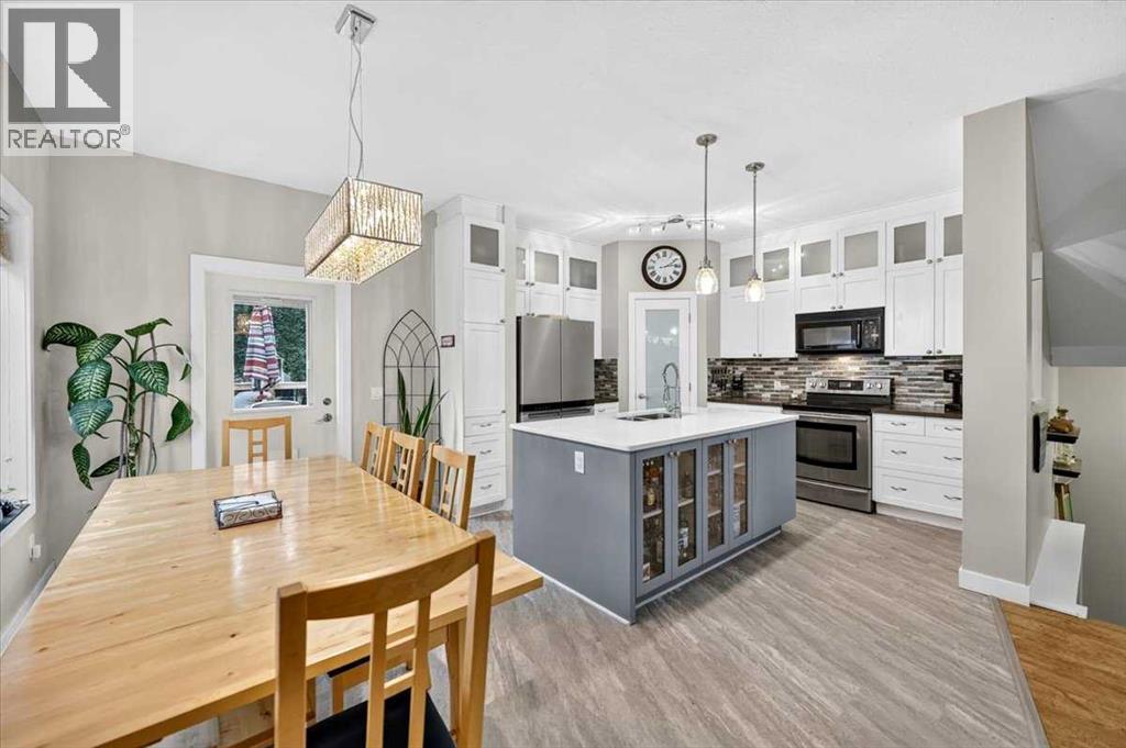 781 Stonehaven Drive photo 9