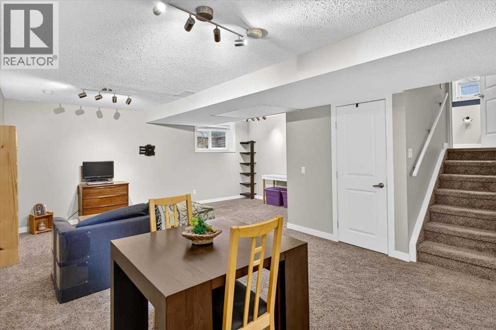 781 Stonehaven Drive photo 31